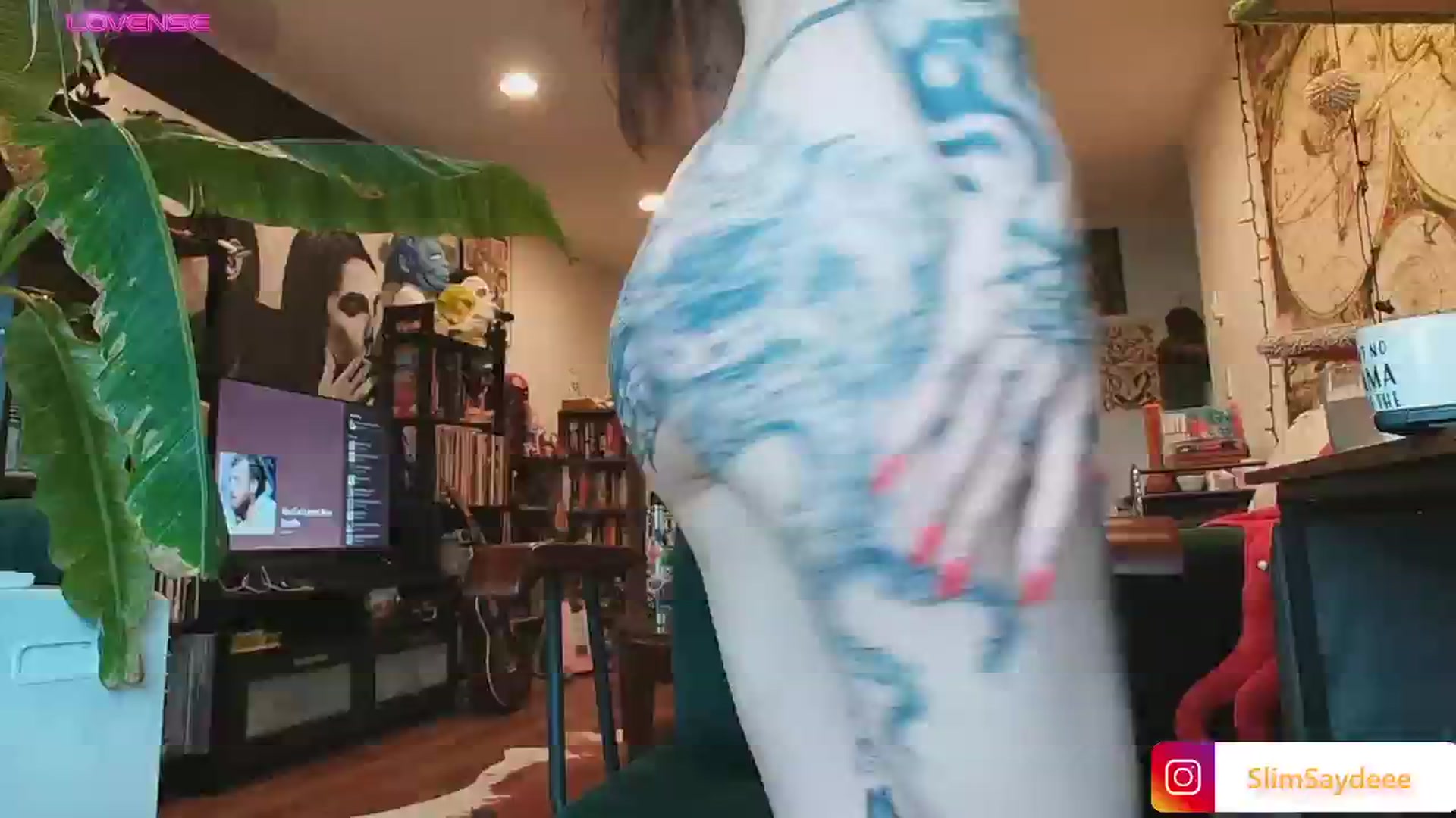 Gallery image thumbnail from slimsaydeee's myfreecams stream on, 09/14/2024, 17:31 image 10 of 20