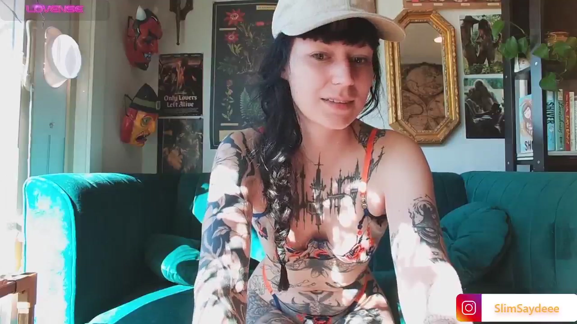 Gallery image thumbnail from slimsaydeee's myfreecams stream on, 09/18/2024, 17:59 image 10 of 20