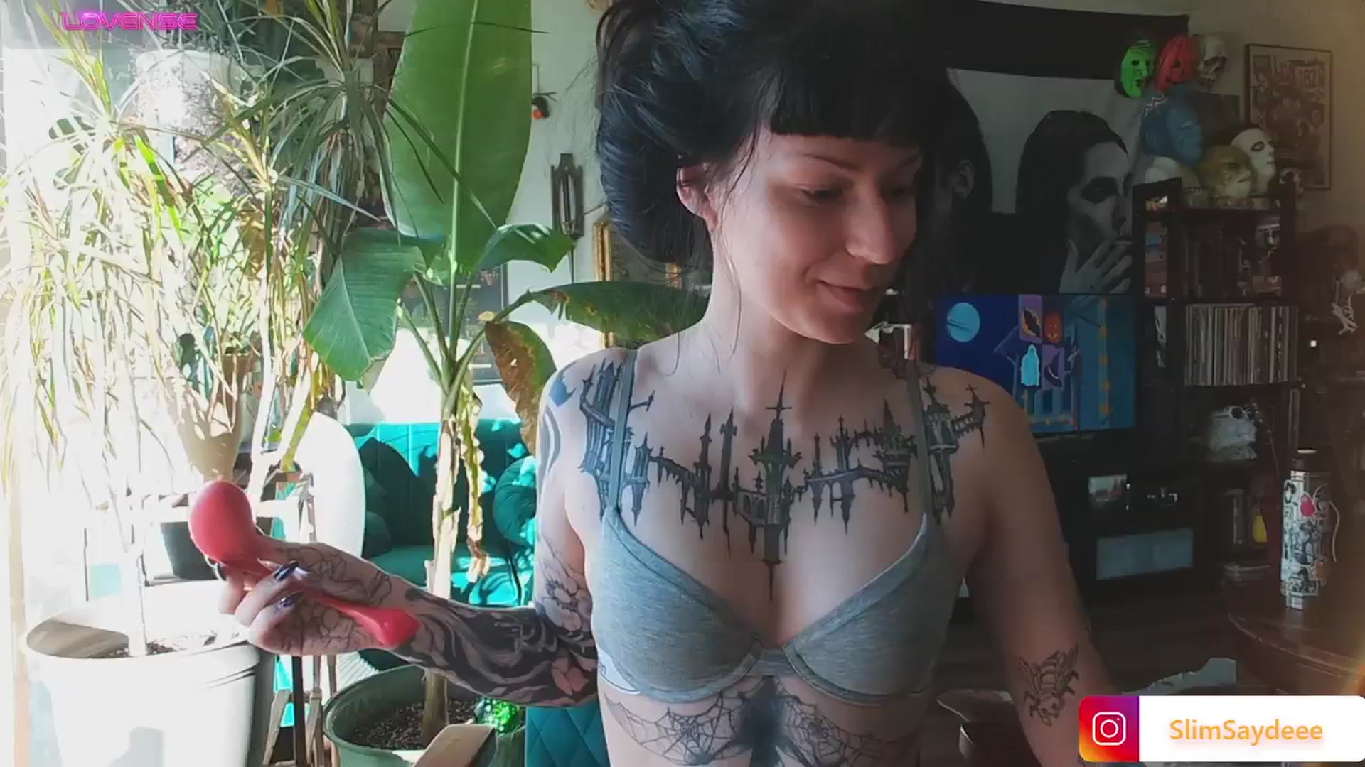Gallery image thumbnail from slimsaydeee's myfreecams stream on, 09/29/2024, 17:21 image 1 of 20