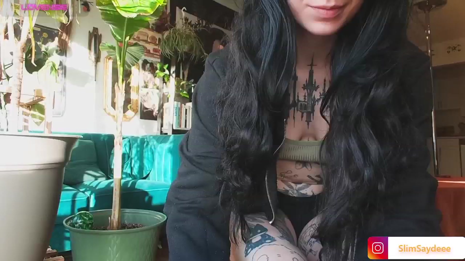Gallery image thumbnail from slimsaydeee's myfreecams stream on, 10/24/2024, 17:32 image 4 of 20