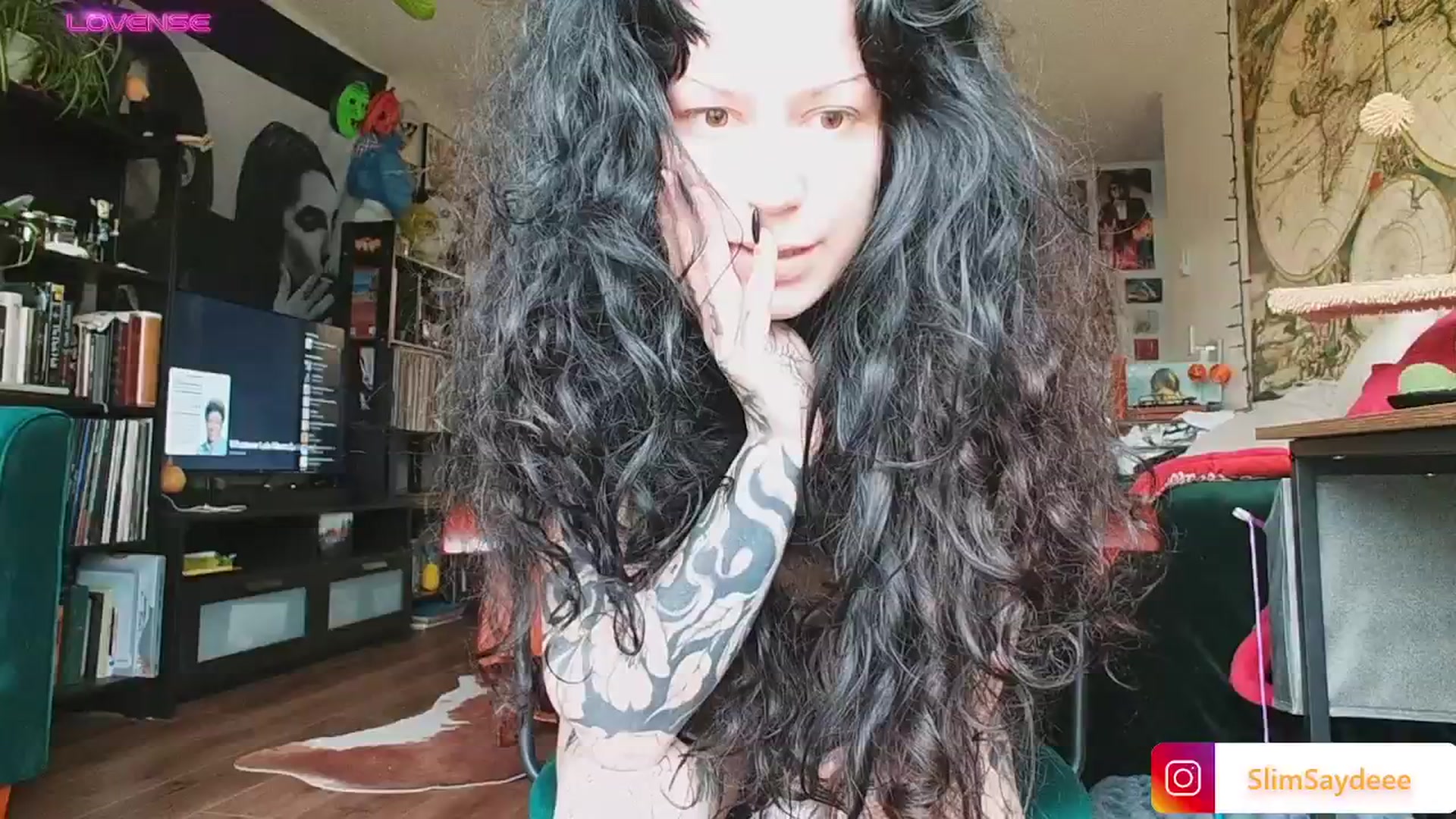 Gallery image thumbnail from slimsaydeee's myfreecams stream on, 11/08/2024, 18:17 image 11 of 20