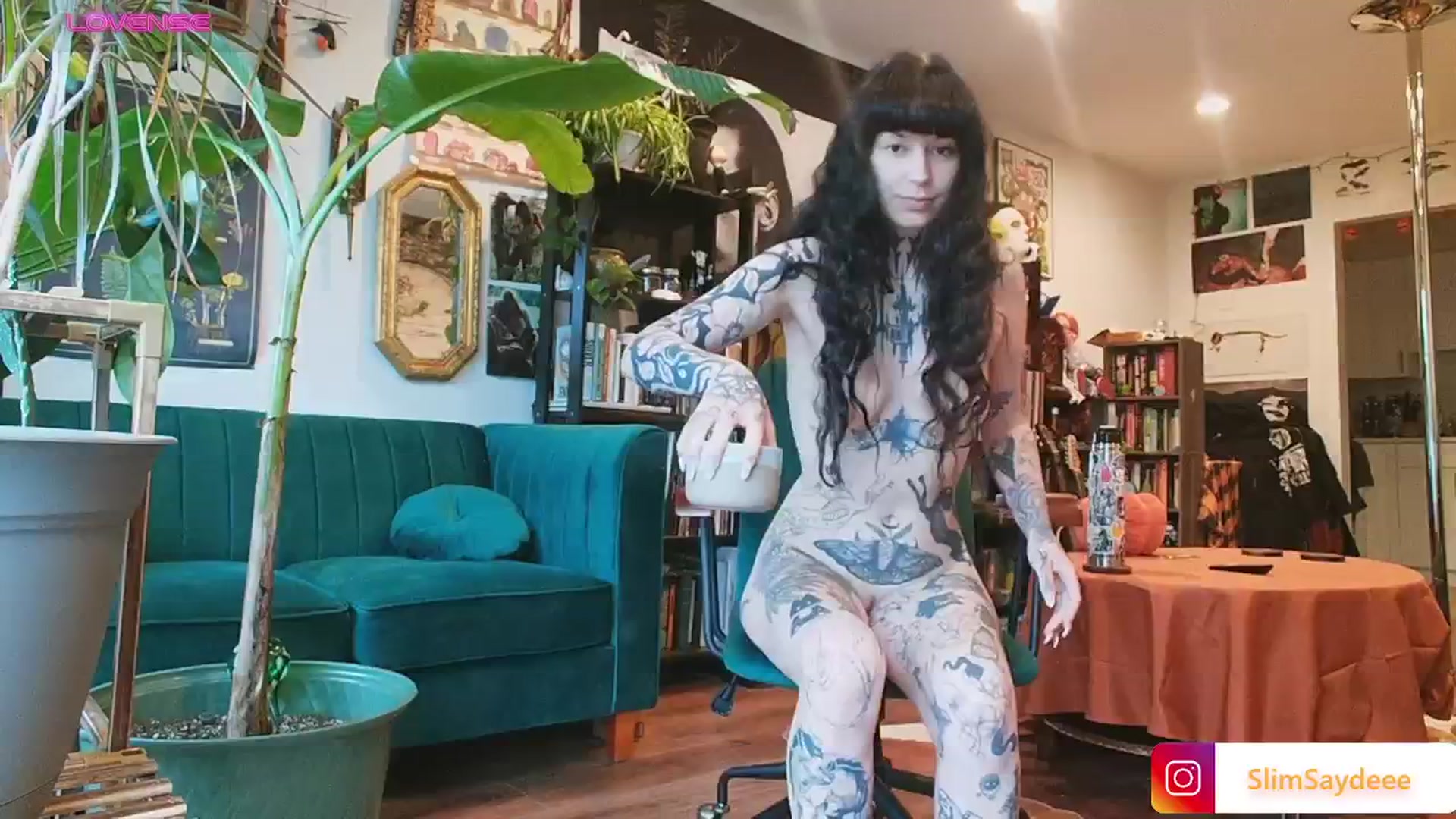 Gallery image thumbnail from slimsaydeee's myfreecams stream on, 11/20/2024, 18:13 image 15 of 20