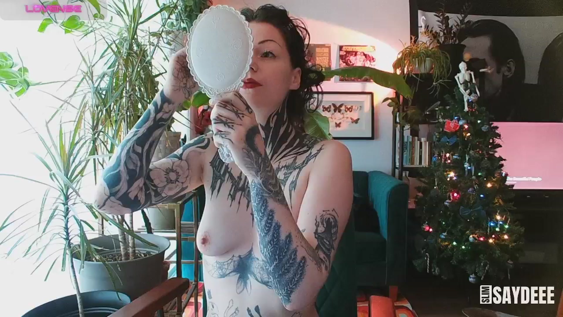 Gallery image thumbnail from slimsaydeee's myfreecams stream on, 12/10/2024, 17:37 image 13 of 20