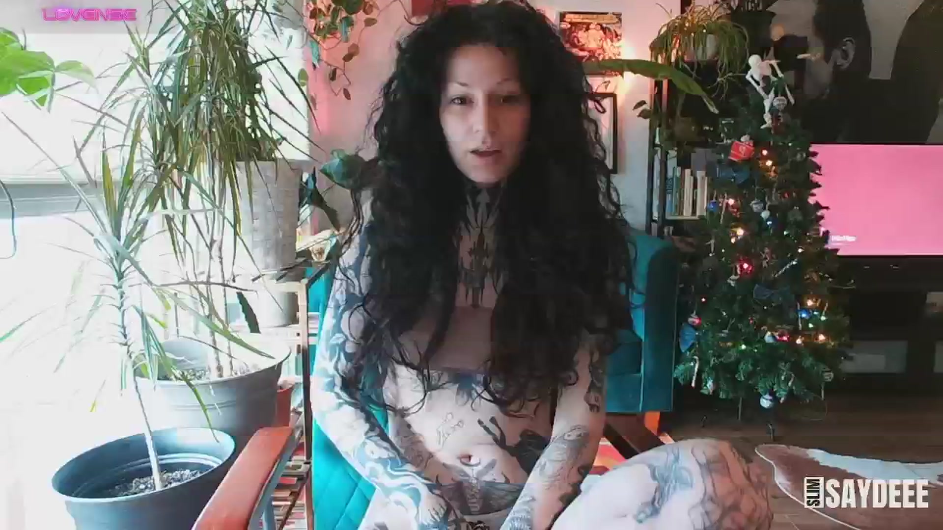 Gallery image thumbnail from slimsaydeee's myfreecams stream on, 12/12/2024, 18:30 image 3 of 20