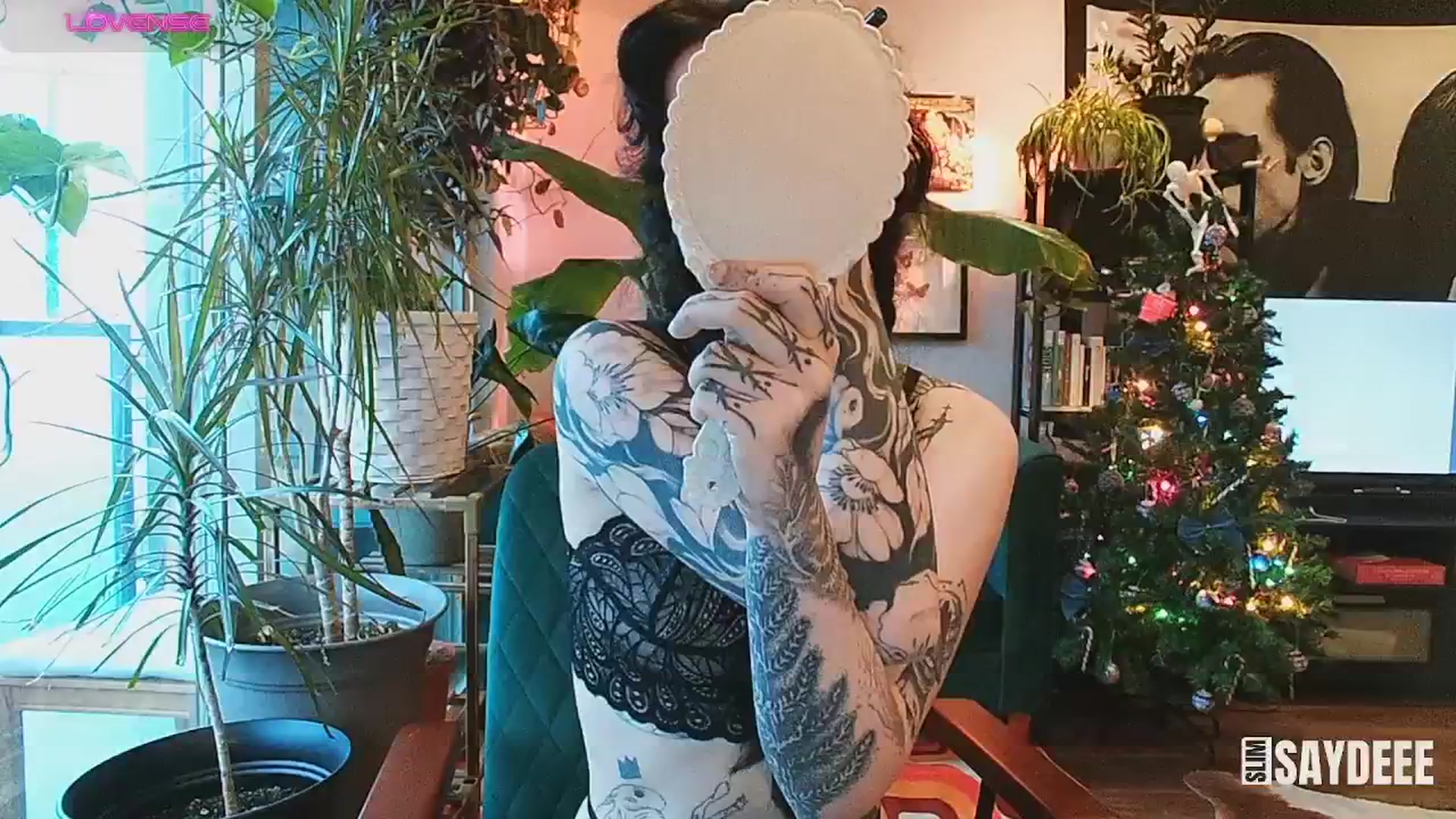 Gallery image thumbnail from slimsaydeee's myfreecams stream on, 12/13/2024, 18:12 image 4 of 20