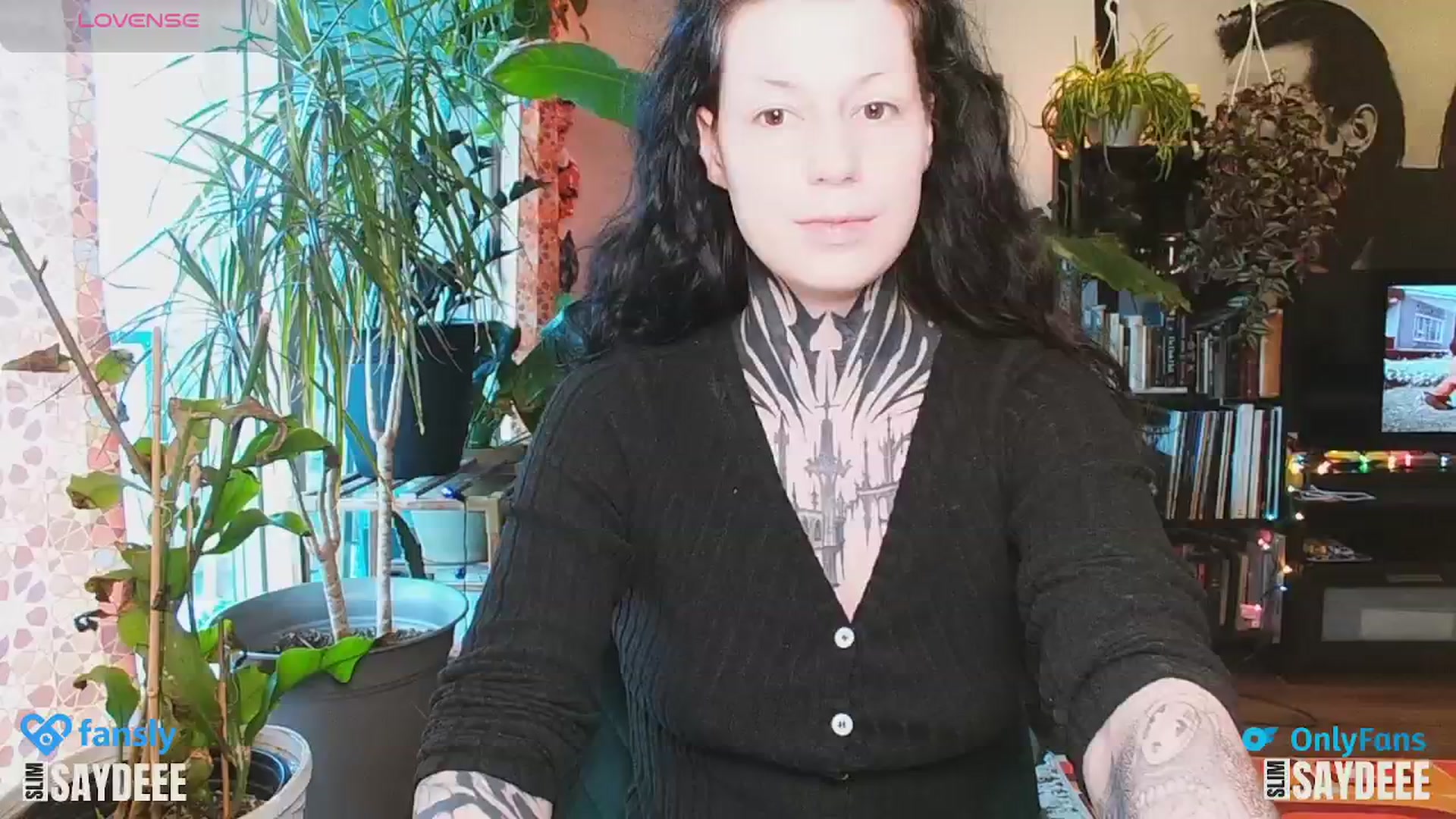 Gallery image thumbnail from slimsaydeee's myfreecams stream on, 01/01/2025, 18:31 image 5 of 20