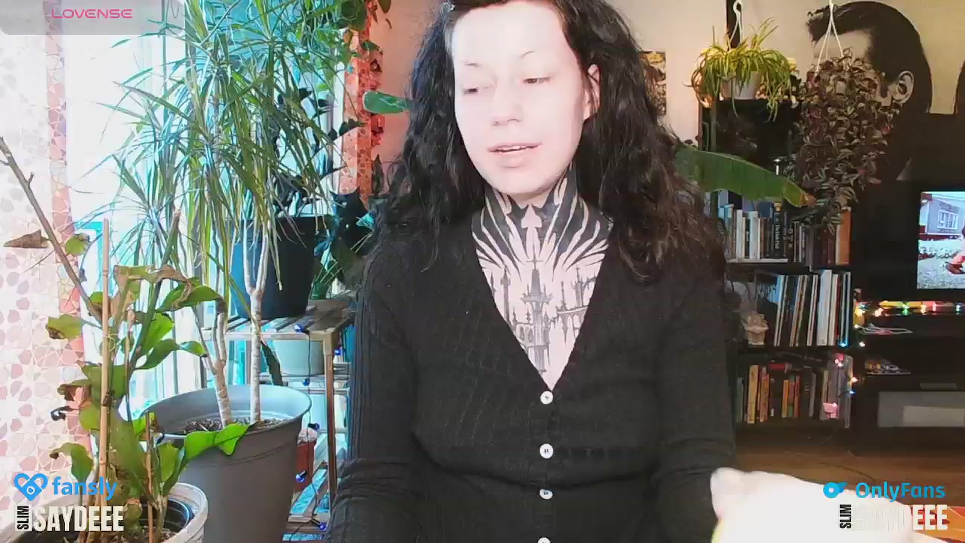 Gallery image thumbnail from slimsaydeee's myfreecams stream on, 01/01/2025, 18:31 image 1 of 20