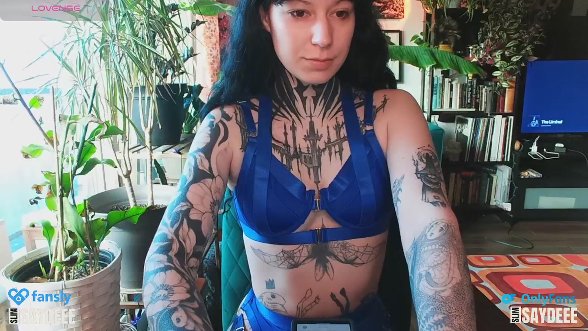 Gallery image thumbnail from slimsaydeee's myfreecams stream on, 01/06/2025, 17:40 image 2 of 20