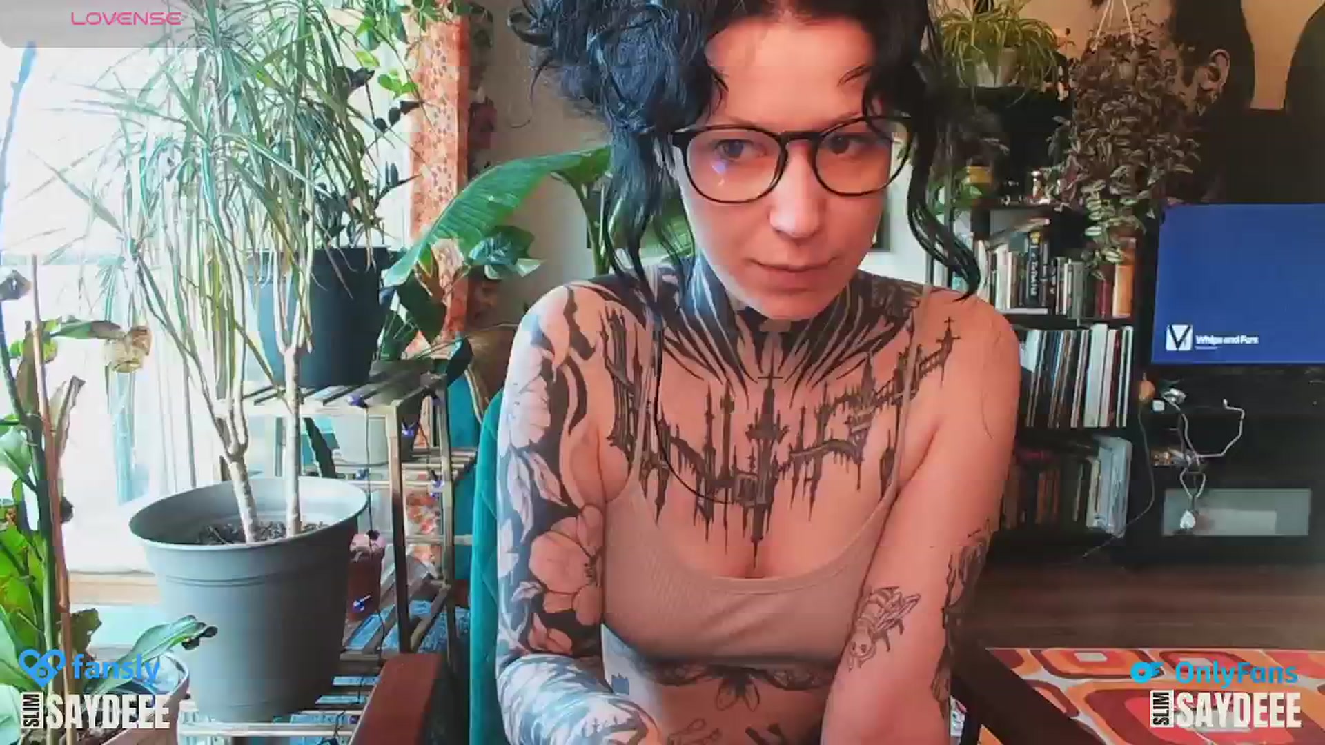 Gallery image thumbnail from slimsaydeee's myfreecams stream on, 01/12/2025, 18:44 image 4 of 20