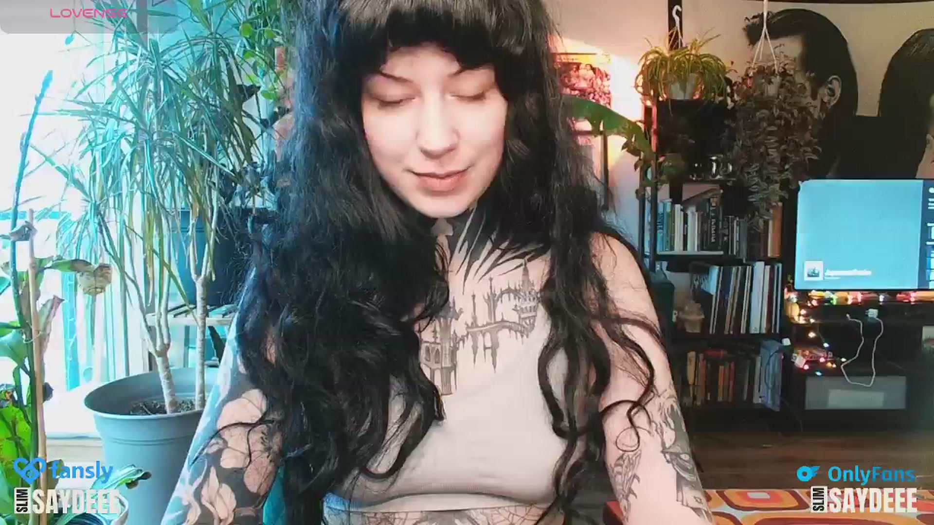 Gallery image thumbnail from slimsaydeee's myfreecams stream on, 01/13/2025, 17:32 image 2 of 20