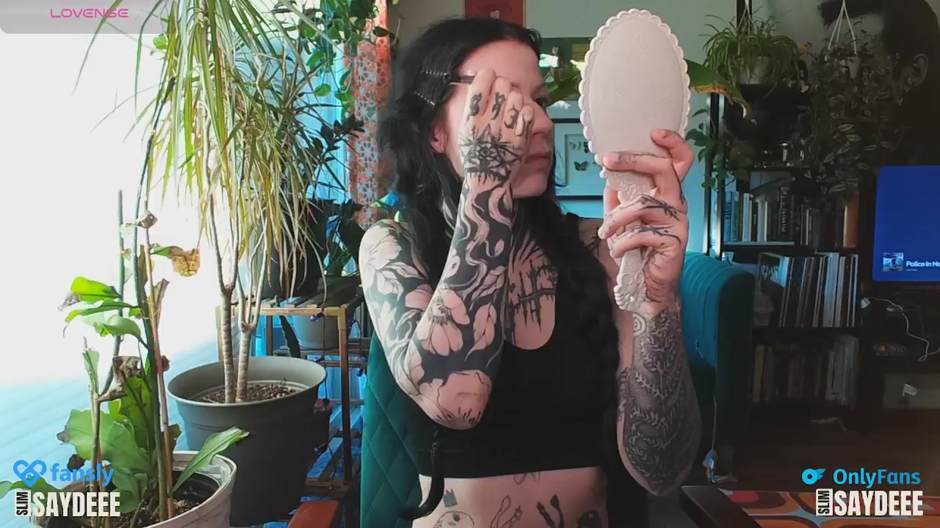 Gallery image thumbnail from slimsaydeee's myfreecams stream on, 01/24/2025, 18:36 image 3 of 20