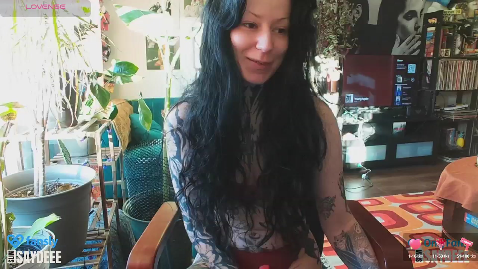 Gallery image thumbnail from slimsaydeee's myfreecams stream on, 01/26/2025, 17:35 image 19 of 20