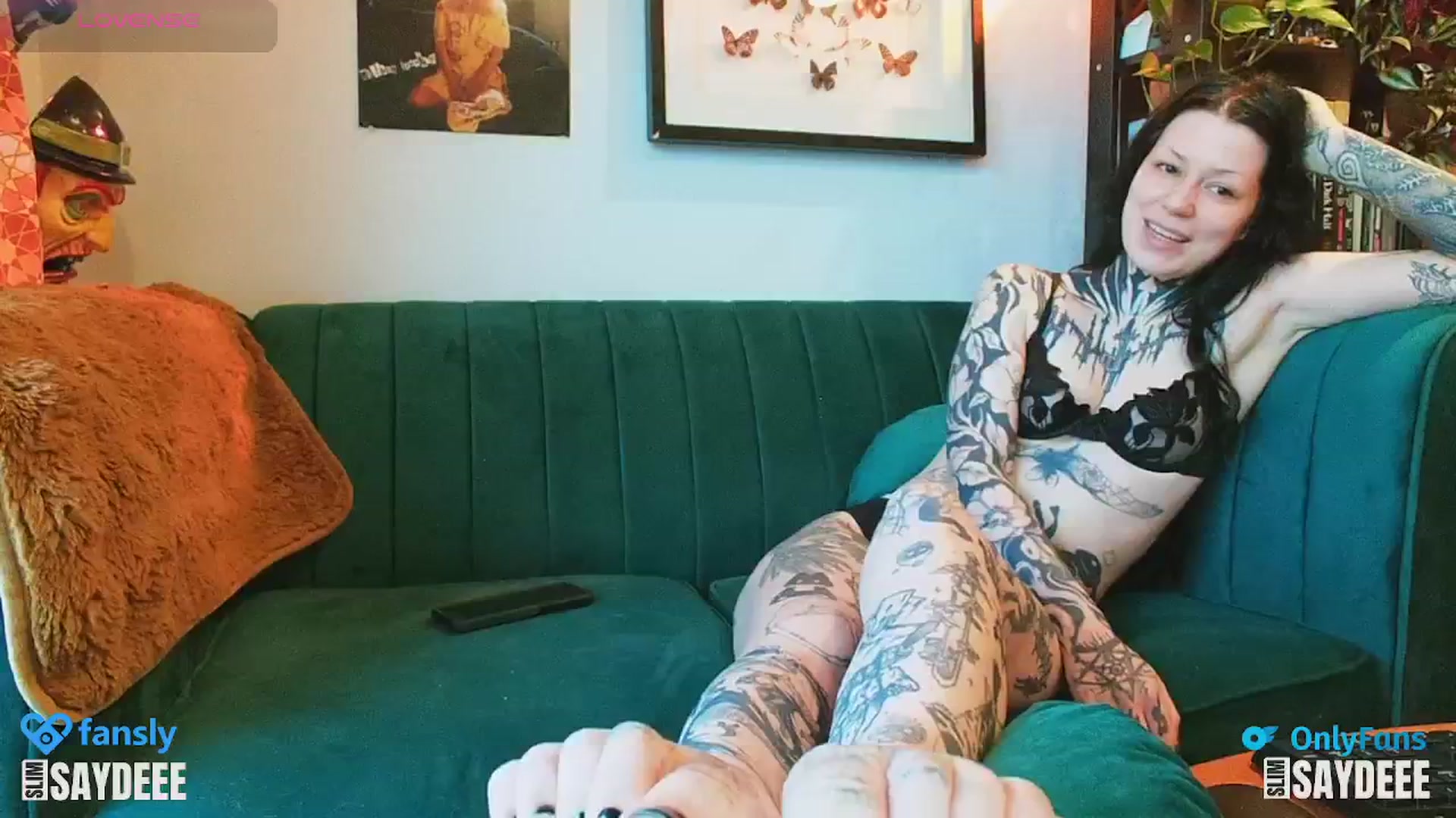 Gallery image thumbnail from slimsaydeee's myfreecams stream on, 02/01/2025, 17:37 image 17 of 20