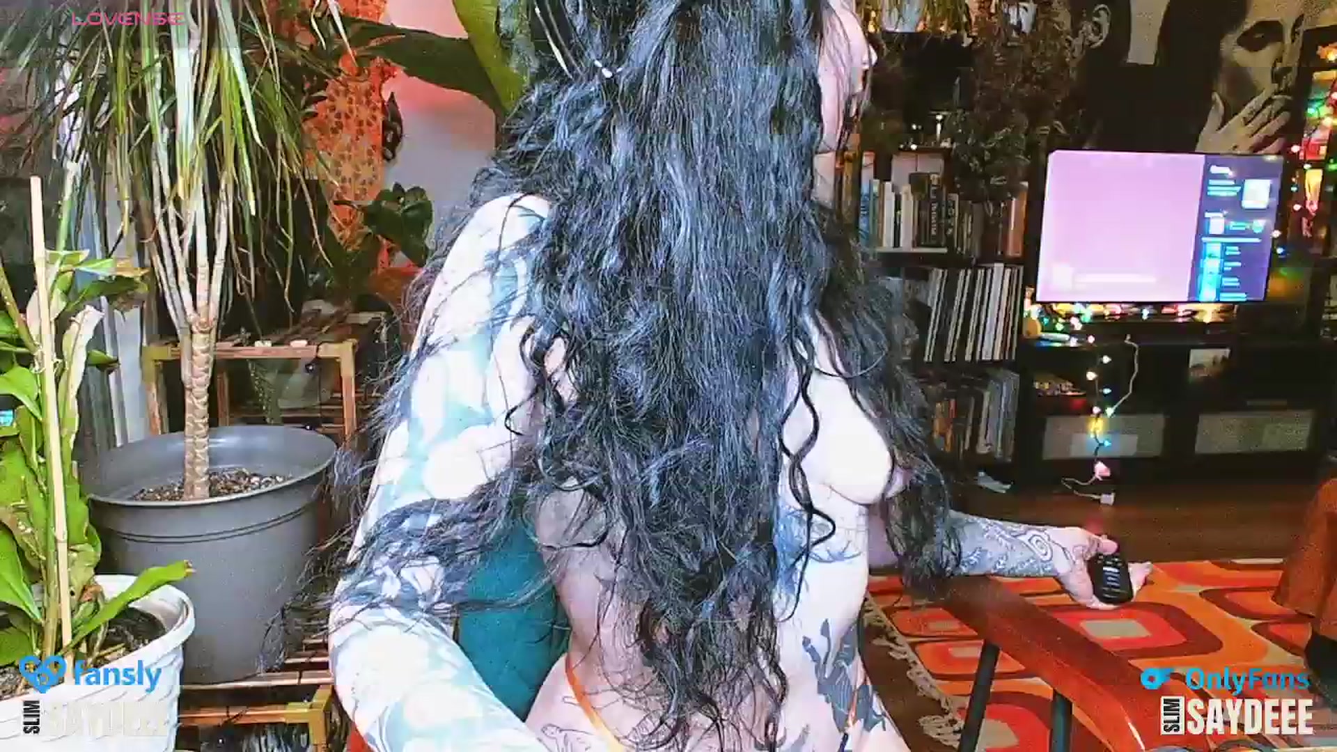 Gallery image thumbnail from slimsaydeee's myfreecams stream on, 02/03/2025, 05:12 image 12 of 20