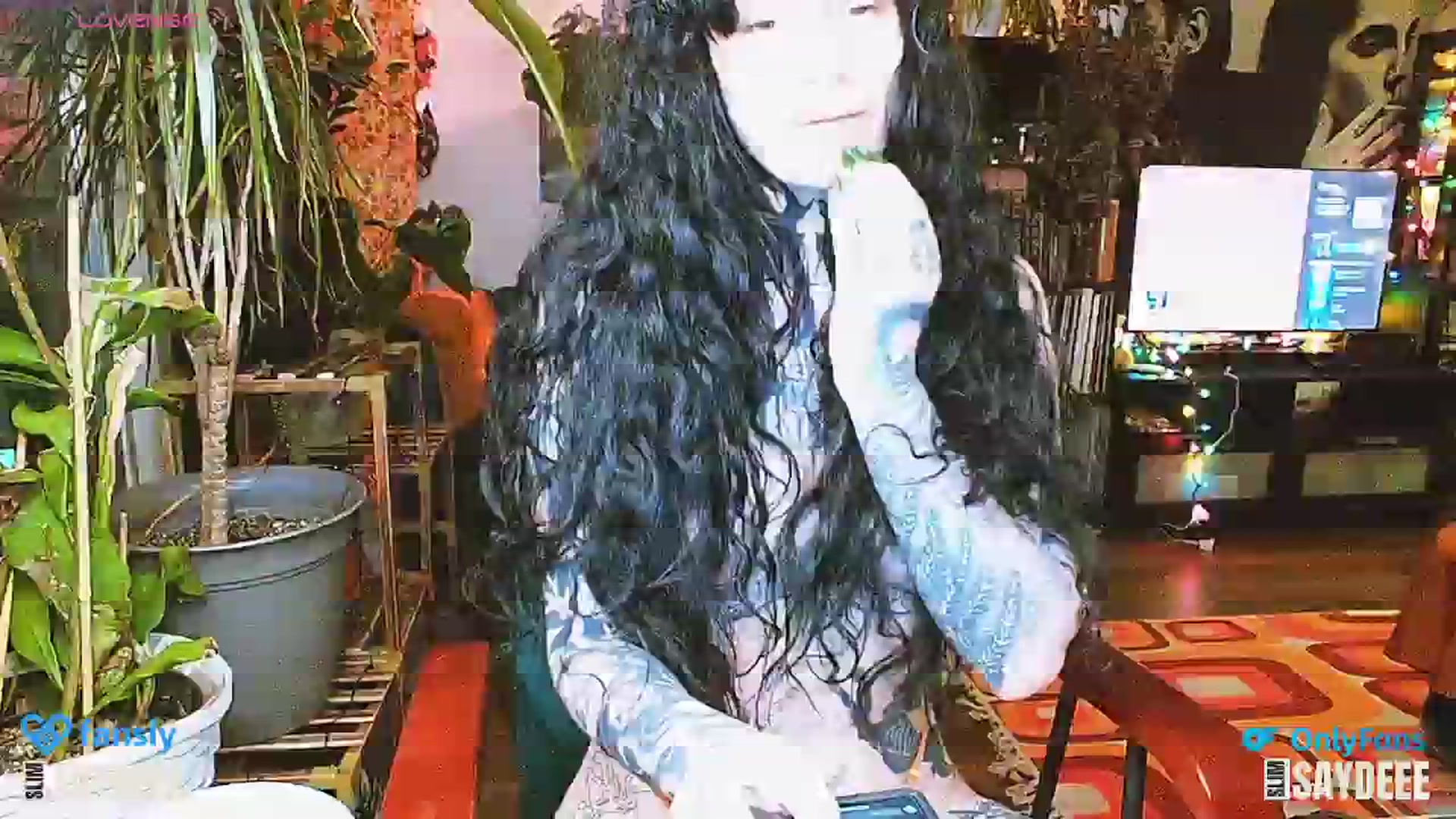 Gallery image thumbnail from slimsaydeee's myfreecams stream on, 02/03/2025, 05:30 image 17 of 20