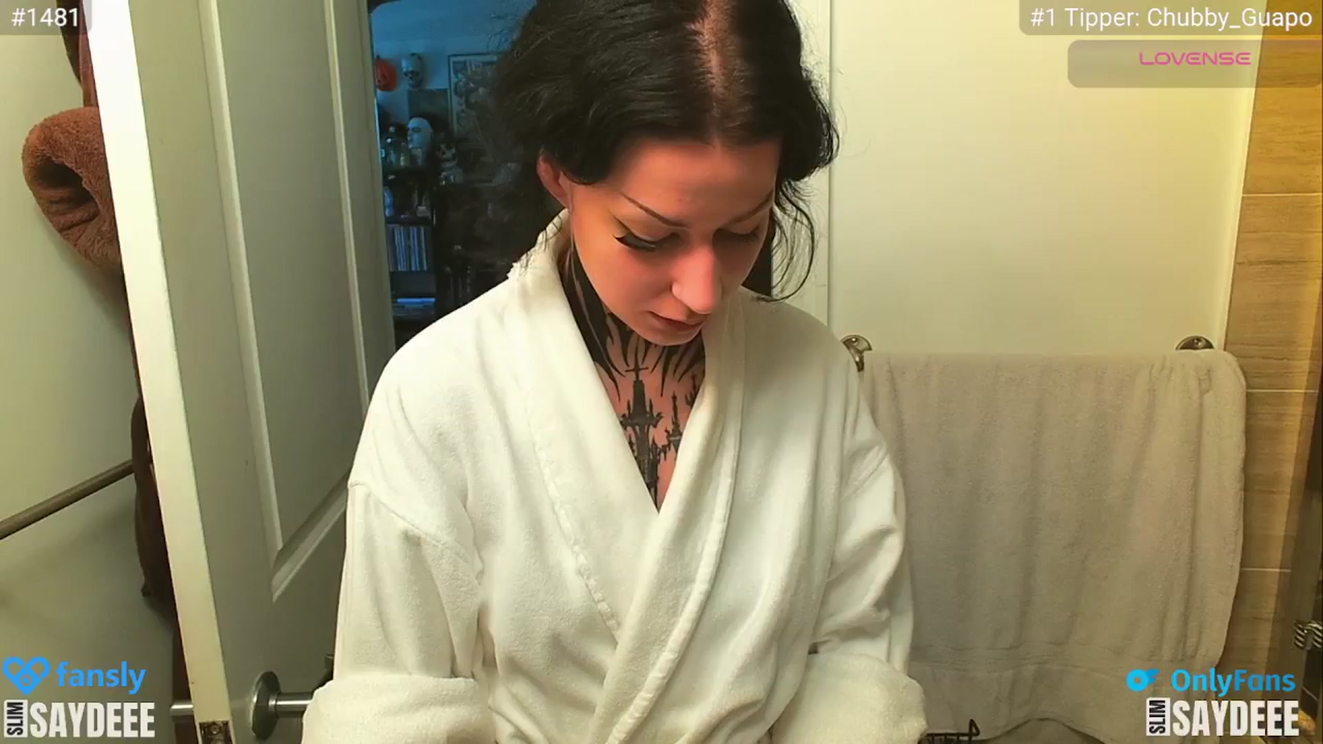 Gallery image thumbnail from slimsaydeee's myfreecams stream on, 03/01/2025, 20:22 image 4 of 20