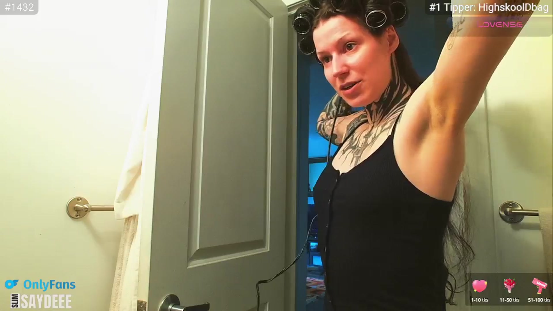 Gallery image thumbnail from slimsaydeee's myfreecams stream on, 04/05/2025, 18:25 image 17 of 20