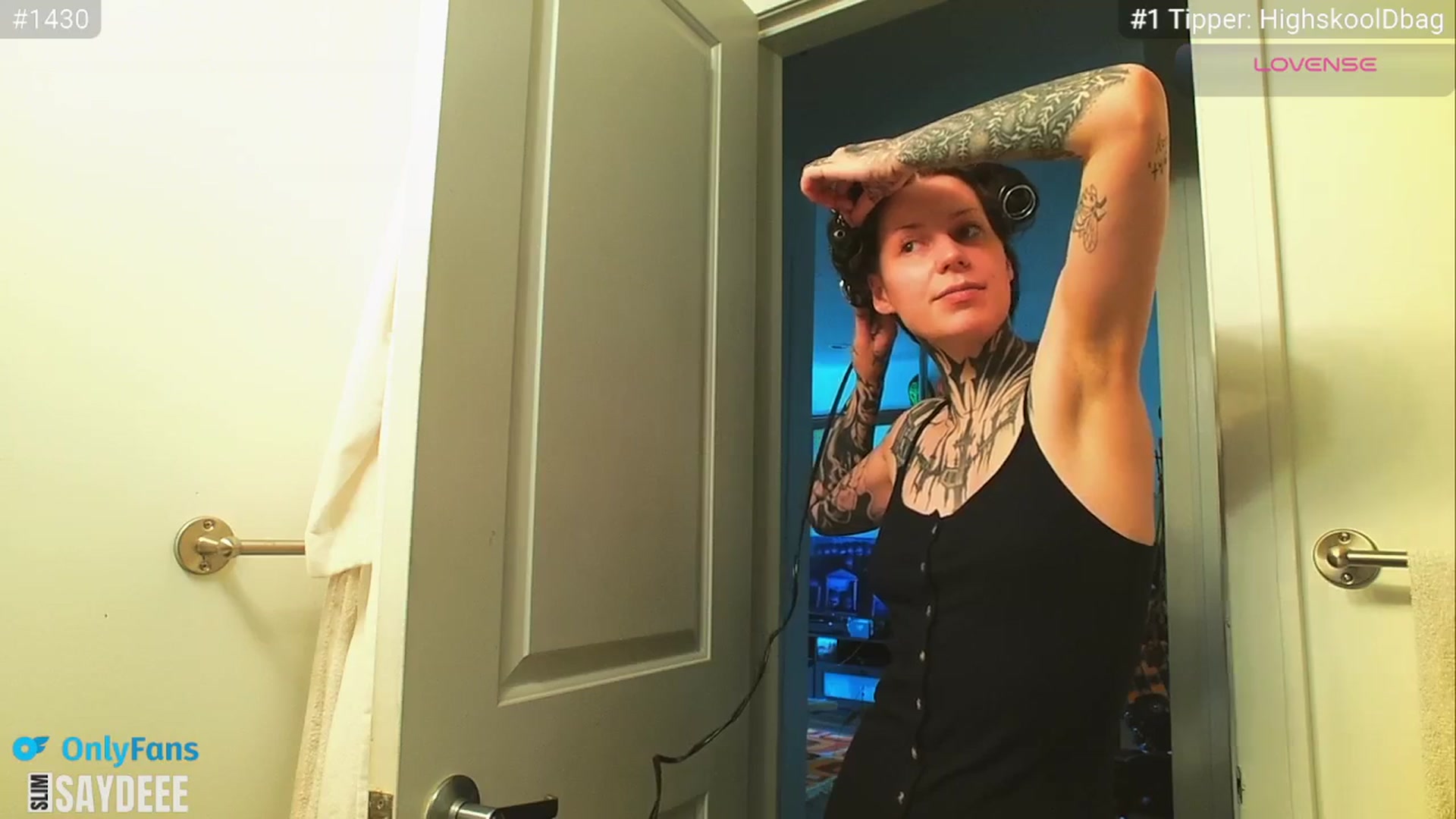 Gallery image thumbnail from slimsaydeee's myfreecams stream on, 04/05/2025, 18:25 image 15 of 20