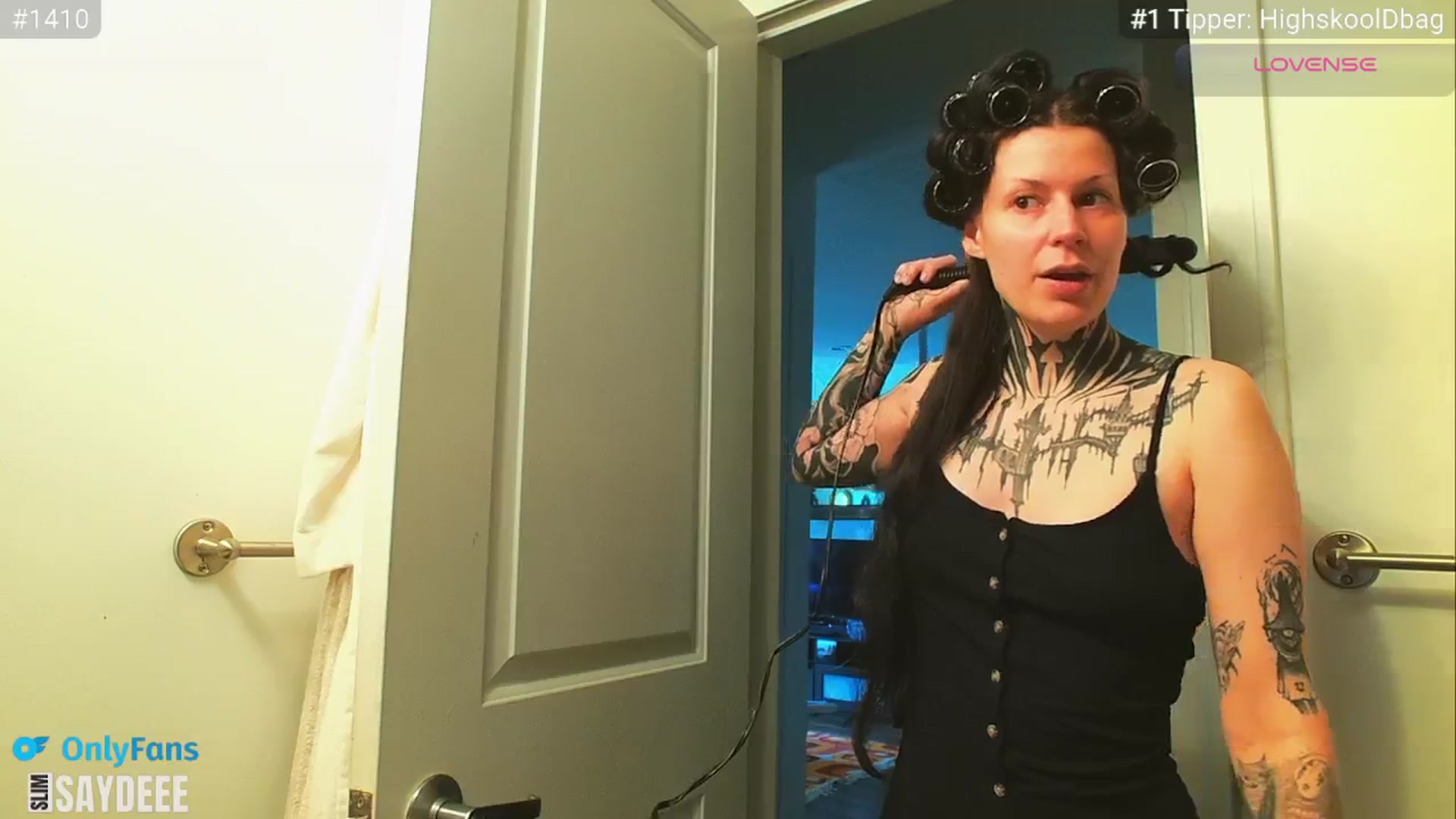 Gallery image thumbnail from slimsaydeee's myfreecams stream on, 04/05/2025, 18:25 image 20 of 20