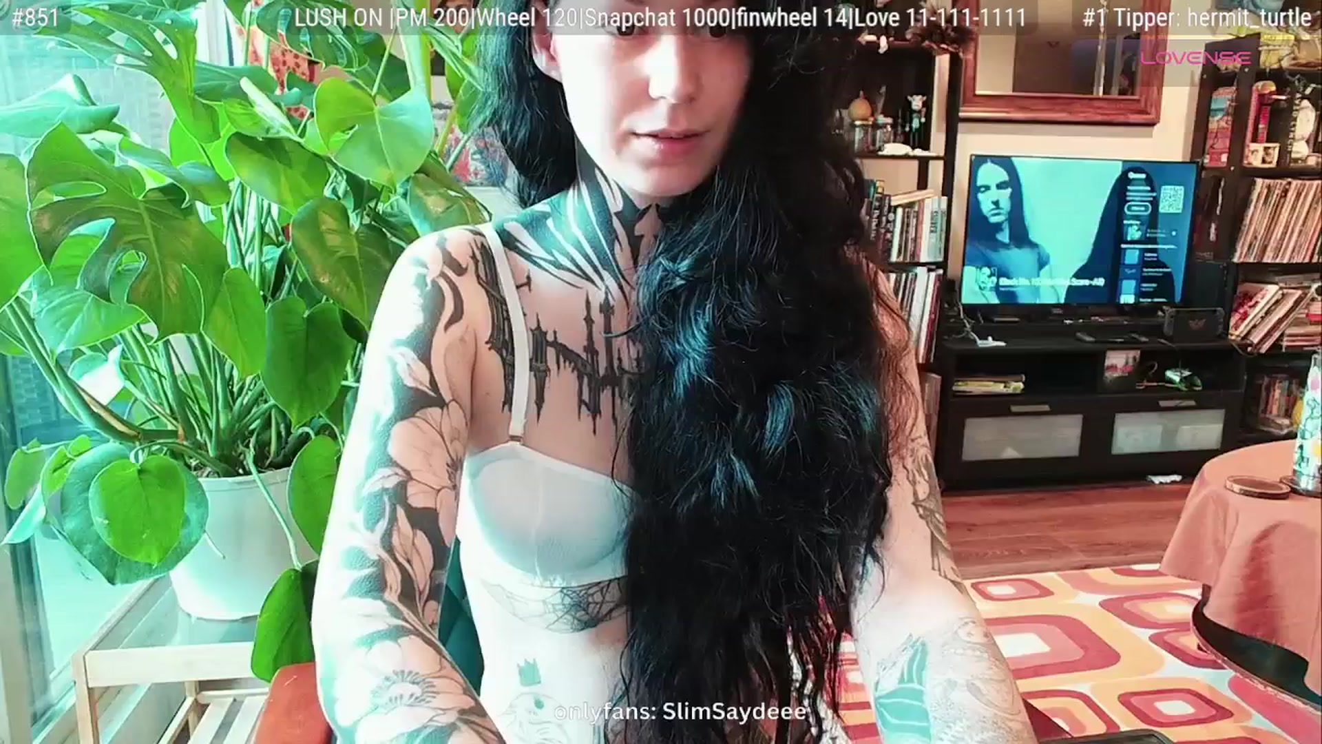 Gallery image thumbnail from slimsaydeee's myfreecams stream on, 06/27/2025, 17:13 image 20 of 20