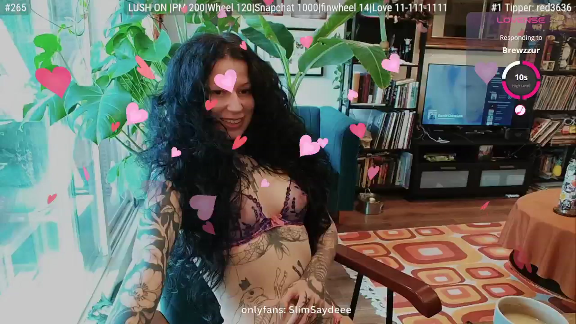 Gallery image thumbnail from slimsaydeee's myfreecams stream on, 07/13/2025, 18:03 image 13 of 20