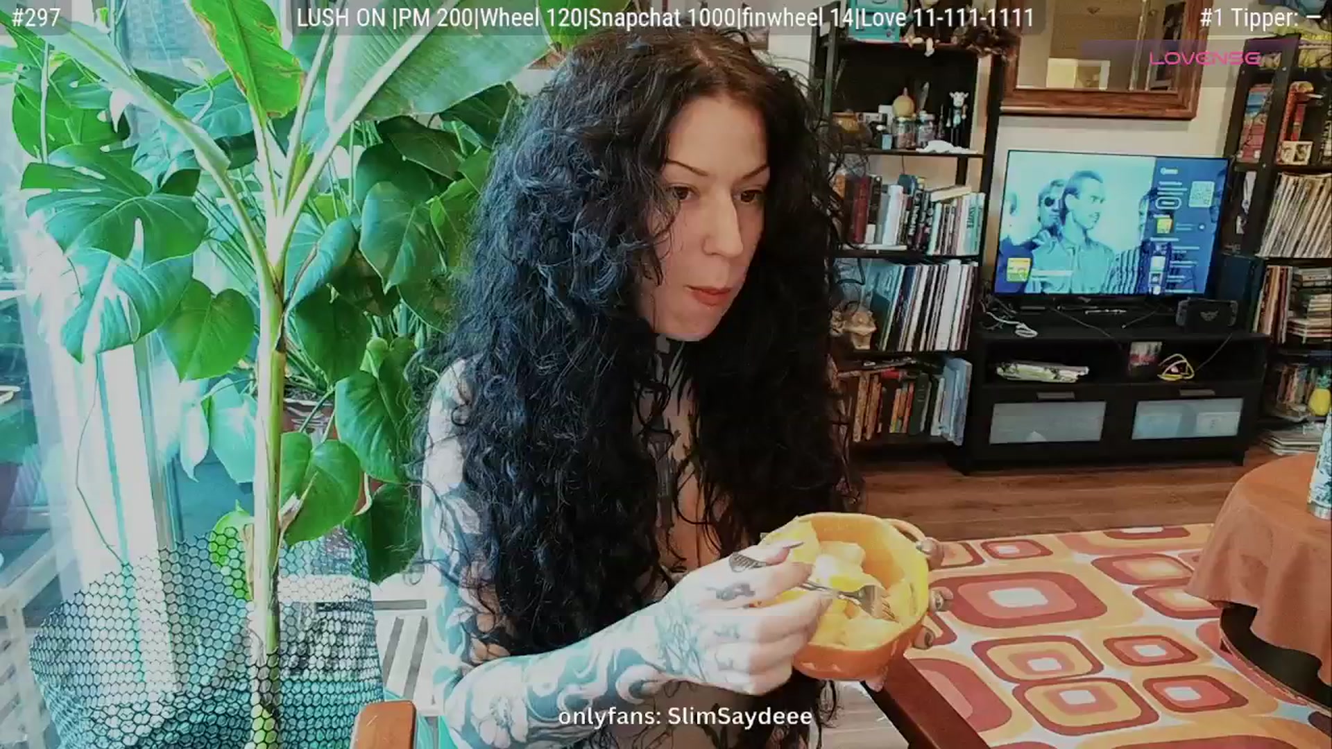 Gallery image thumbnail from slimsaydeee's myfreecams stream on, 08/03/2025, 17:17 image 2 of 20