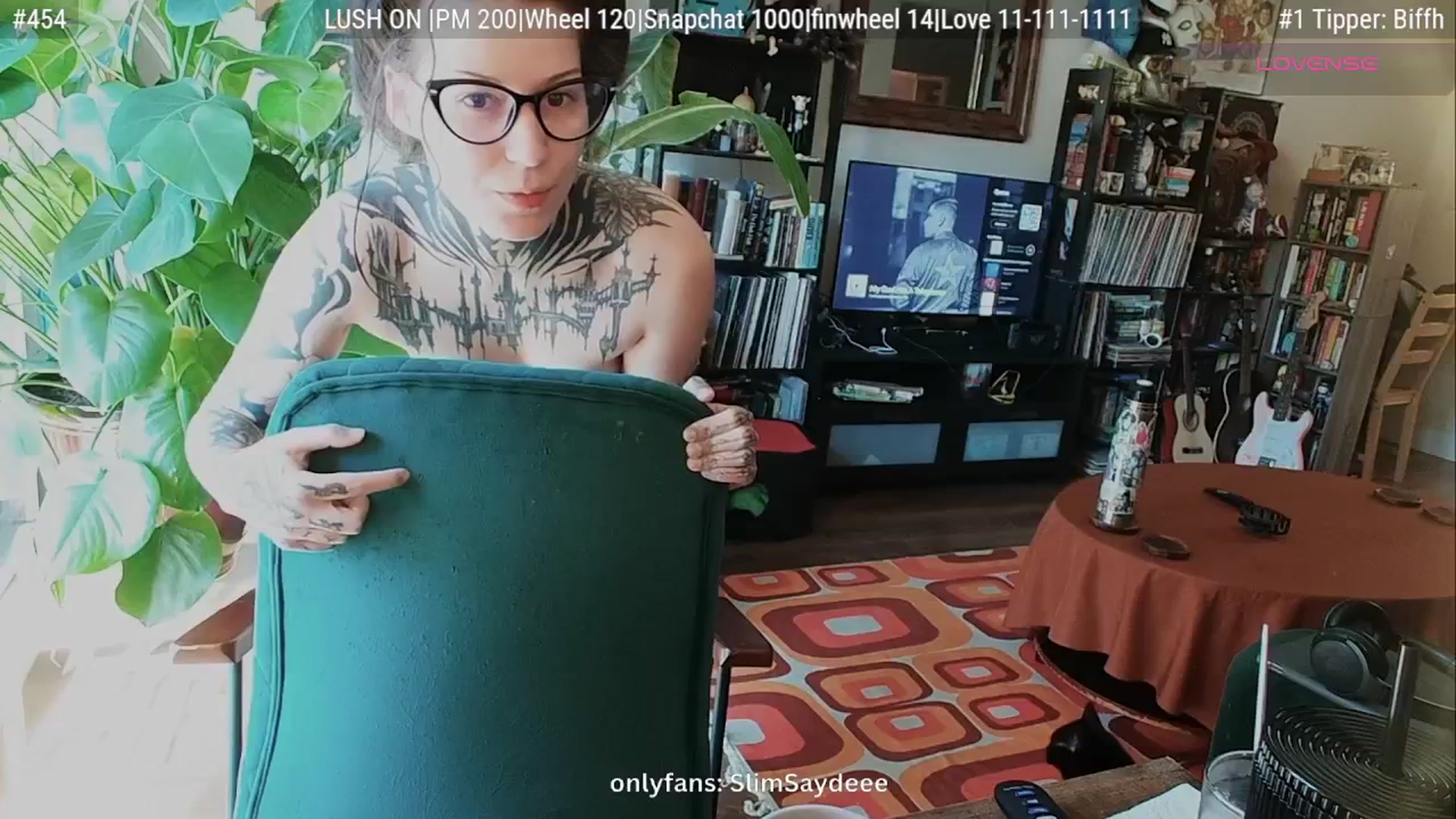 Gallery image thumbnail from slimsaydeee's myfreecams stream on, 08/10/2025, 17:47 image 10 of 20