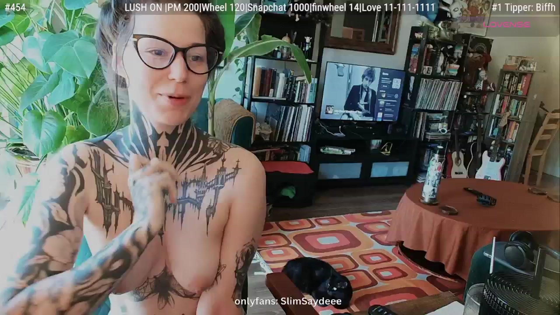 Gallery image thumbnail from slimsaydeee's myfreecams stream on, 08/10/2025, 17:47 image 8 of 20