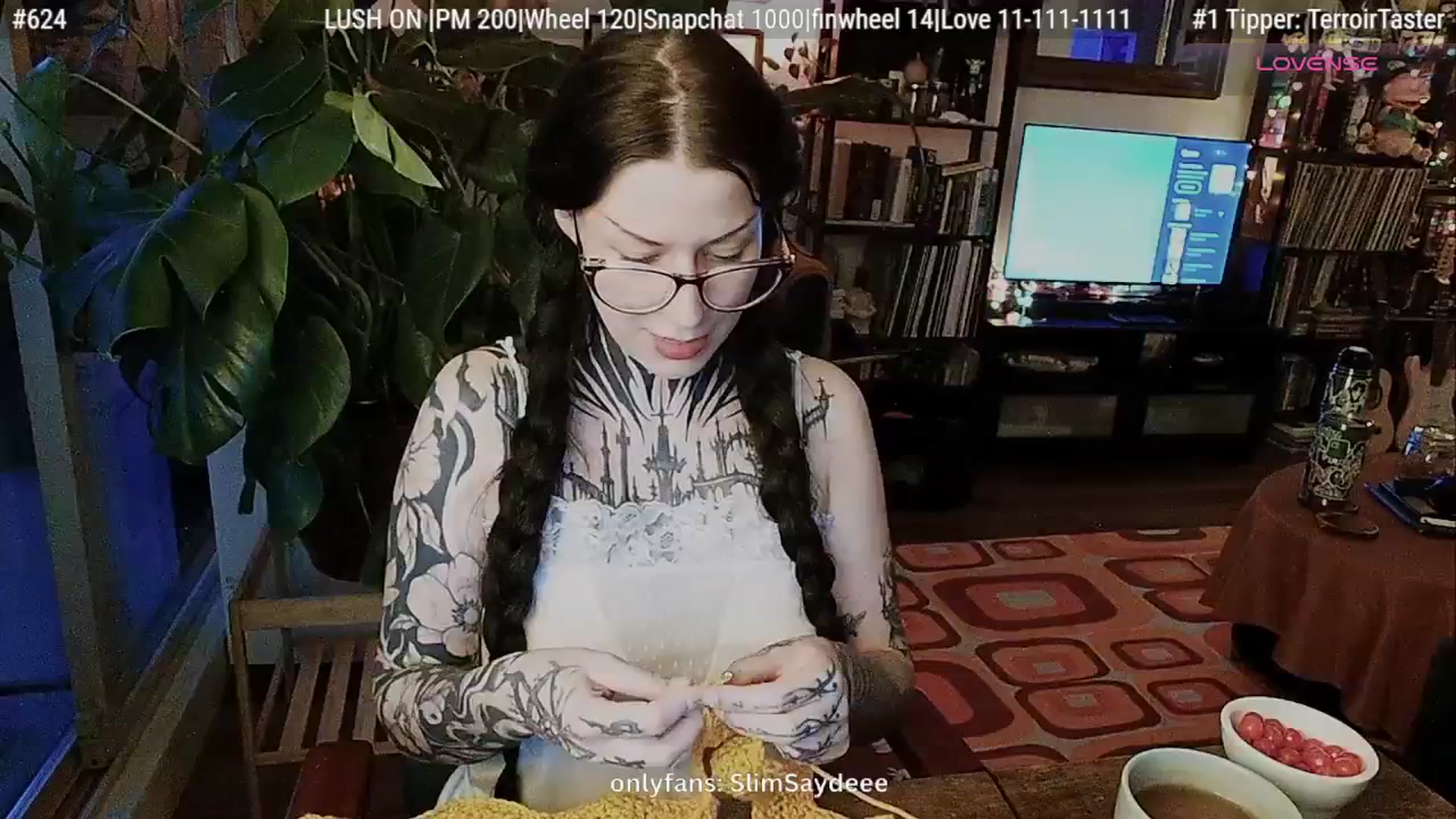 Gallery image thumbnail from slimsaydeee's myfreecams stream on, 08/18/2025, 05:41 image 6 of 20