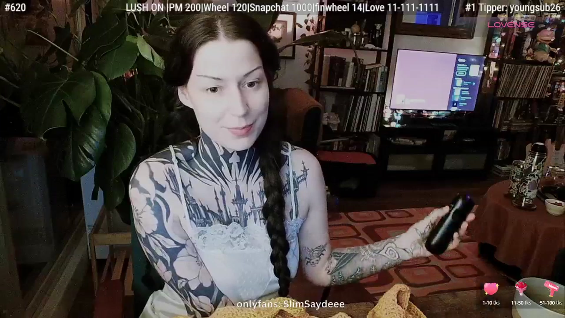 Gallery image thumbnail from slimsaydeee's myfreecams stream on, 08/18/2025, 05:41 image 16 of 20