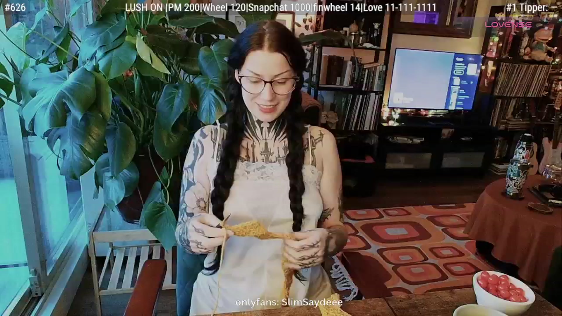 Gallery image thumbnail from slimsaydeee's myfreecams stream on, 08/18/2025, 05:41 image 1 of 20