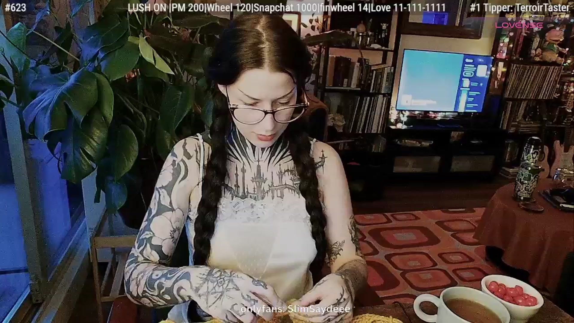 Gallery image thumbnail from slimsaydeee's myfreecams stream on, 08/18/2025, 05:41 image 5 of 20
