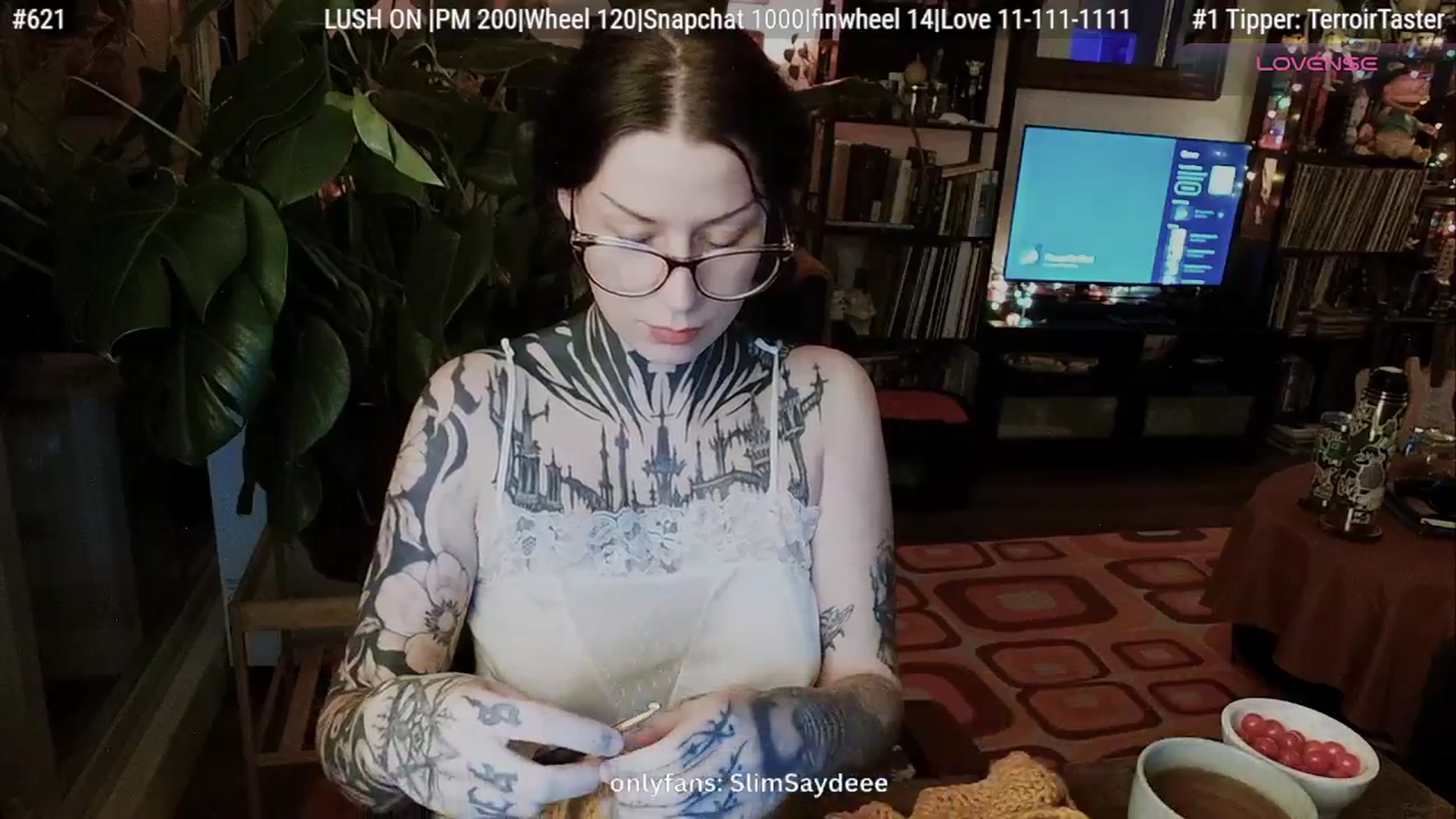 Gallery image thumbnail from slimsaydeee's myfreecams stream on, 08/18/2025, 05:41 image 11 of 20