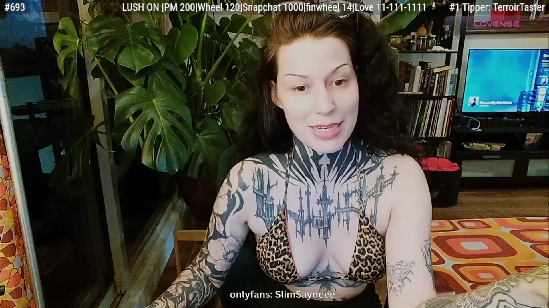 Gallery image thumbnail from slimsaydeee's myfreecams stream on, 08/25/2025, 05:06 image 6 of 20