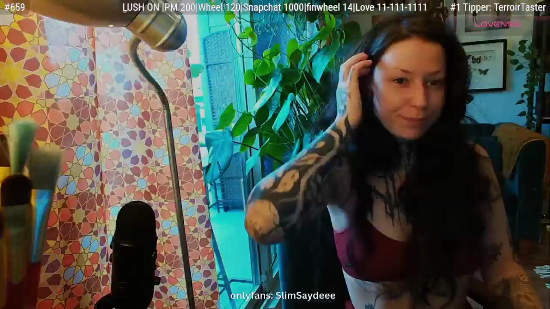 Gallery image thumbnail from slimsaydeee's myfreecams stream on, 09/28/2025, 17:04 image 11 of 20