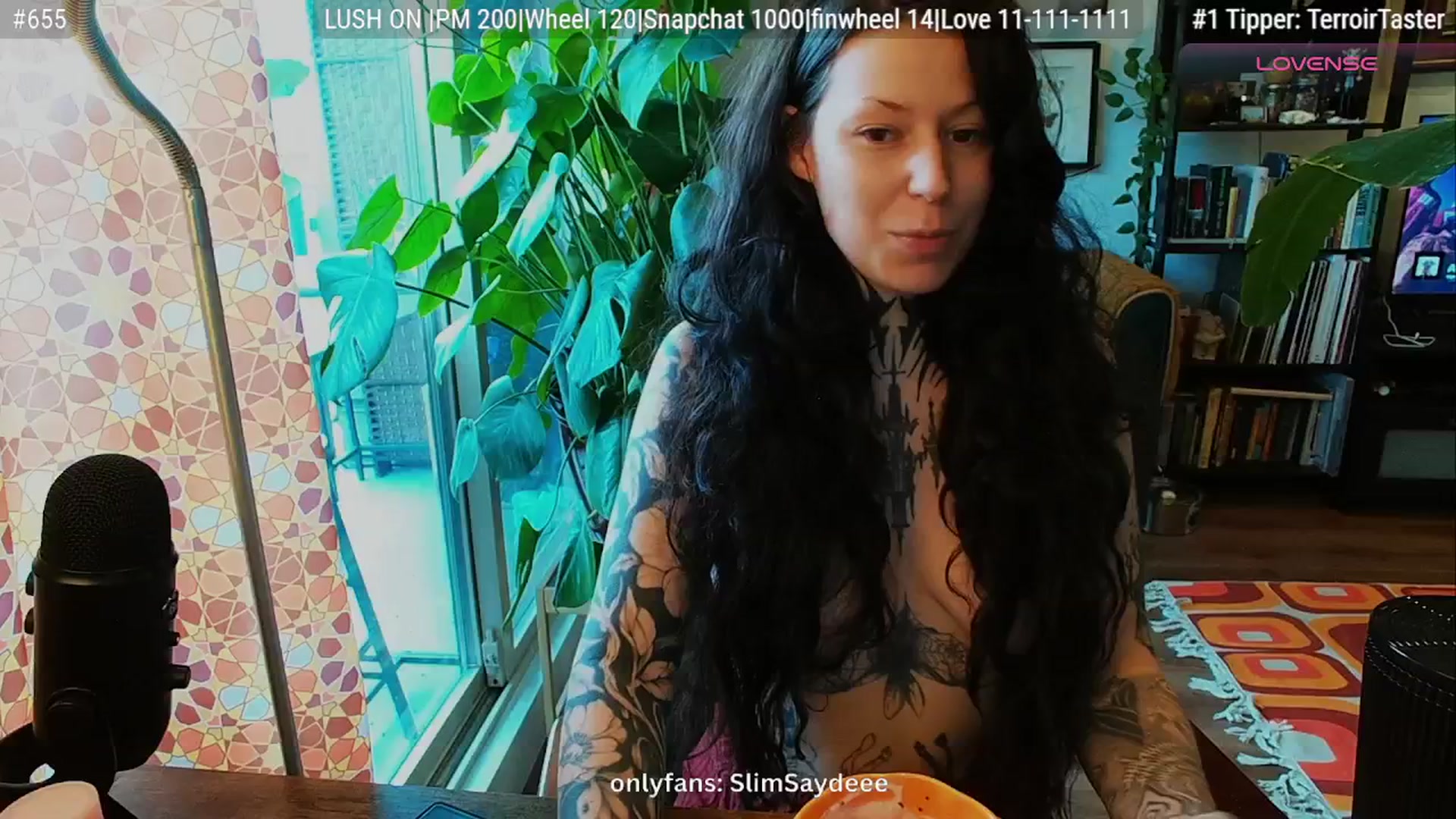 Gallery image thumbnail from slimsaydeee's myfreecams stream on, 09/28/2025, 18:32 image 3 of 20