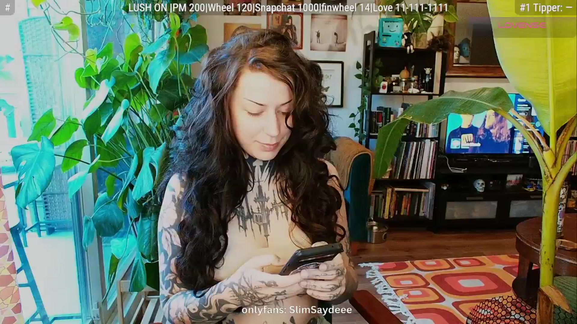 Gallery image thumbnail from slimsaydeee's myfreecams stream on, 10/01/2025, 18:35 image 1 of 20