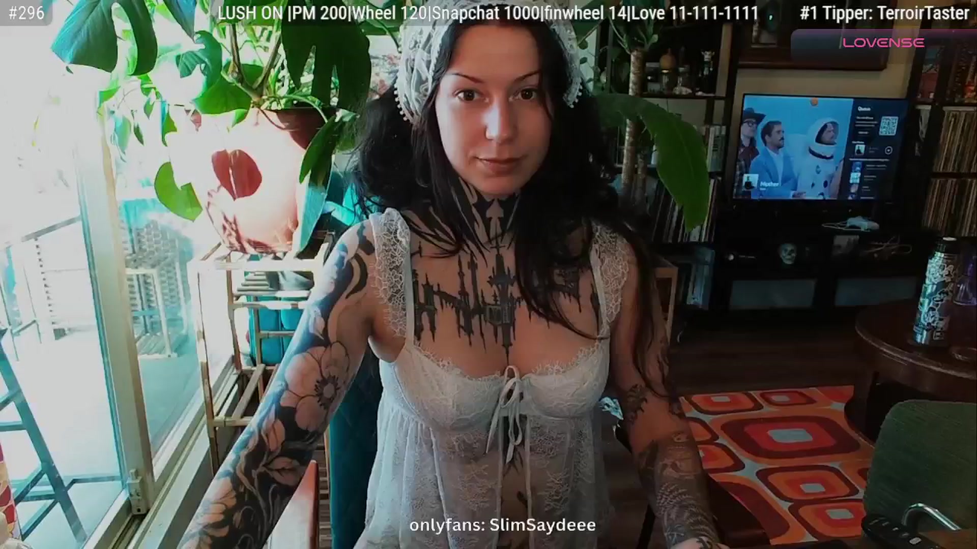 Gallery image thumbnail from slimsaydeee's myfreecams stream on, 10/05/2025, 16:59 image 7 of 20
