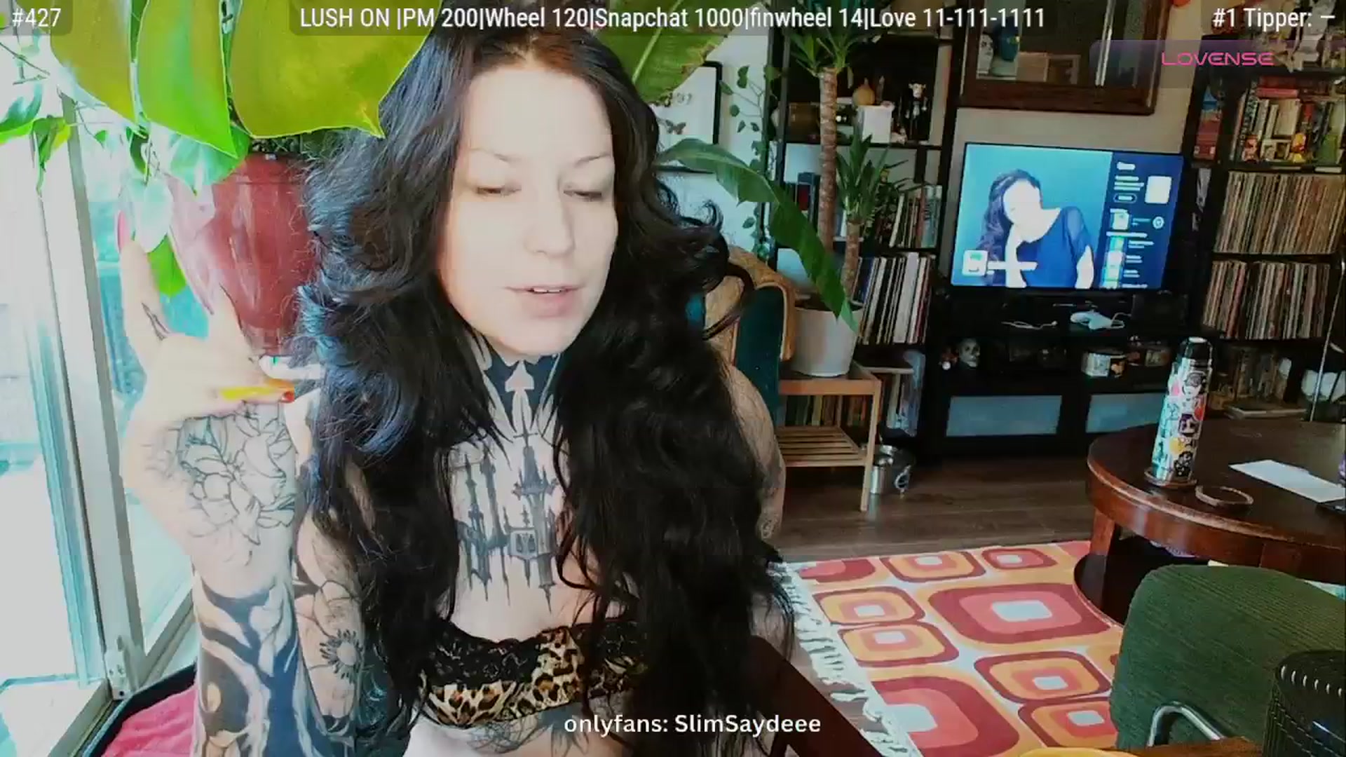 Gallery image thumbnail from slimsaydeee's myfreecams stream on, 11/12/2025, 18:32 image 1 of 20