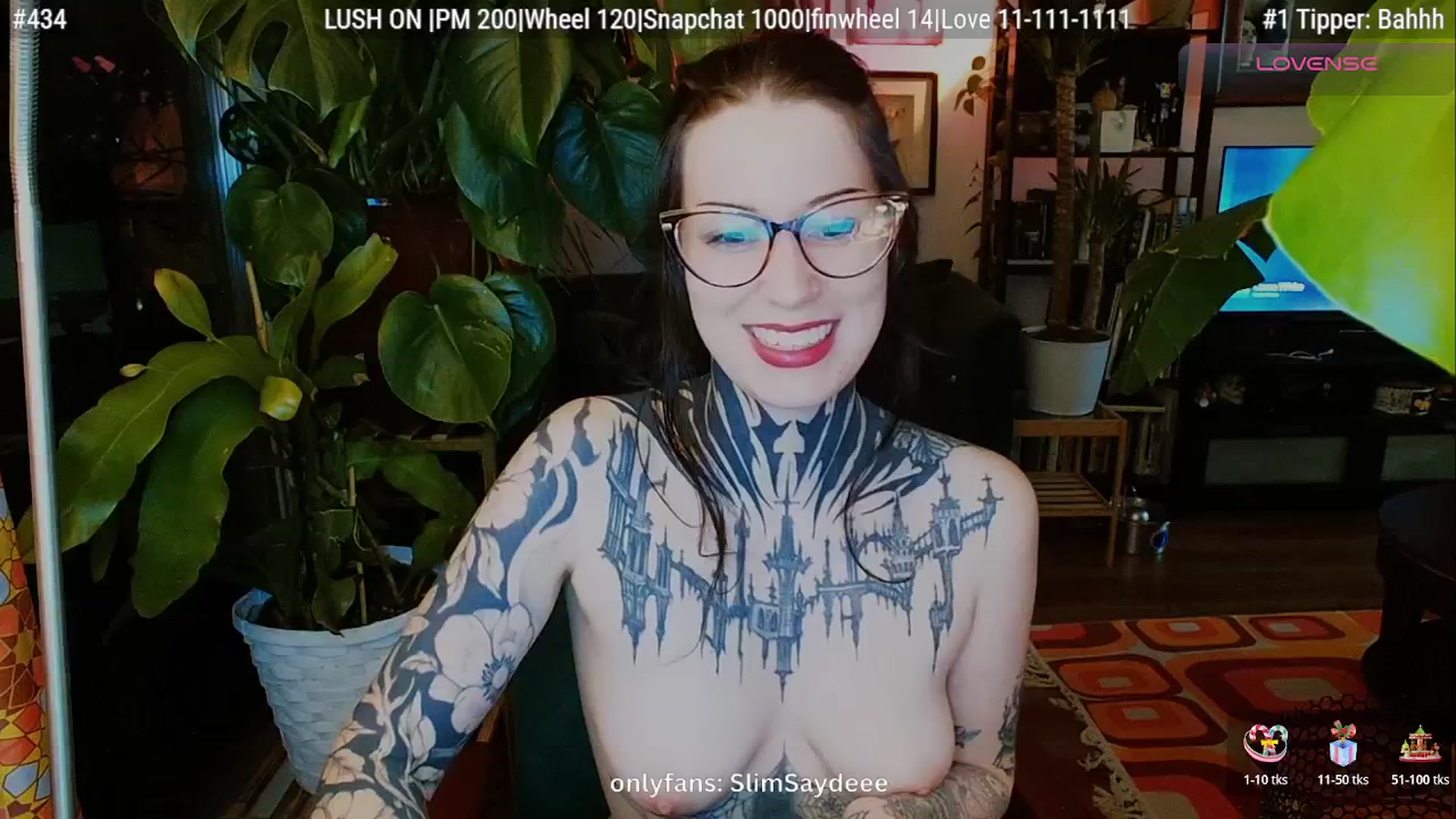Gallery image thumbnail from slimsaydeee's myfreecams stream on, 11/18/2025, 04:58 image 6 of 20