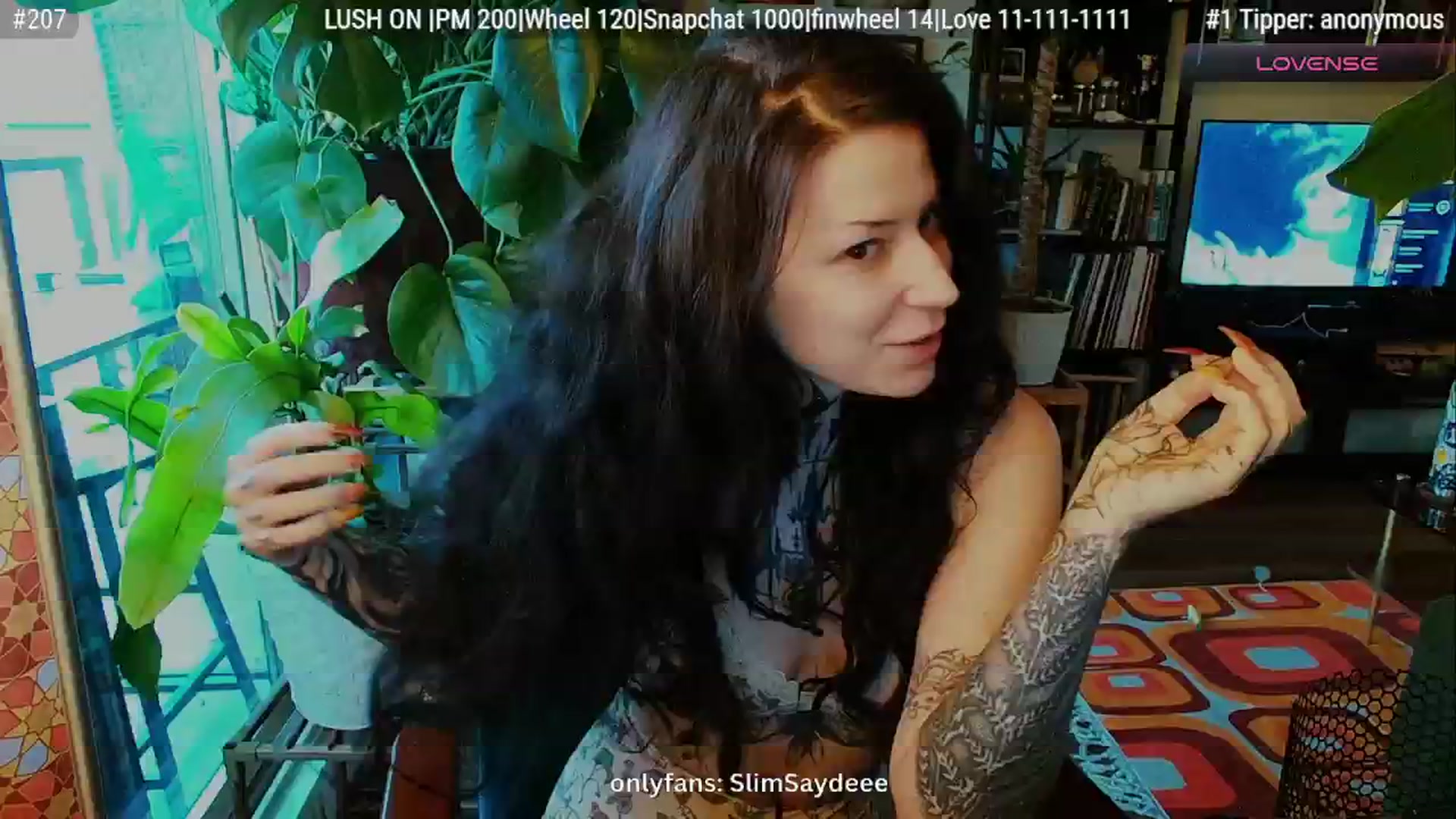 Gallery image thumbnail from slimsaydeee's myfreecams stream on, 12/03/2025, 18:01 image 17 of 20