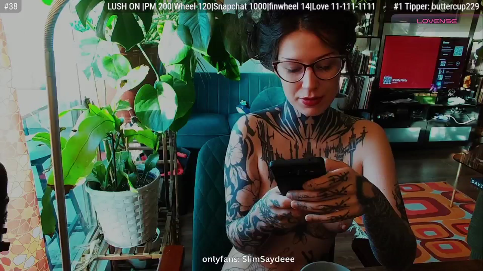 Gallery image thumbnail from slimsaydeee's myfreecams stream on, 01/02/2026, 18:46 image 12 of 20