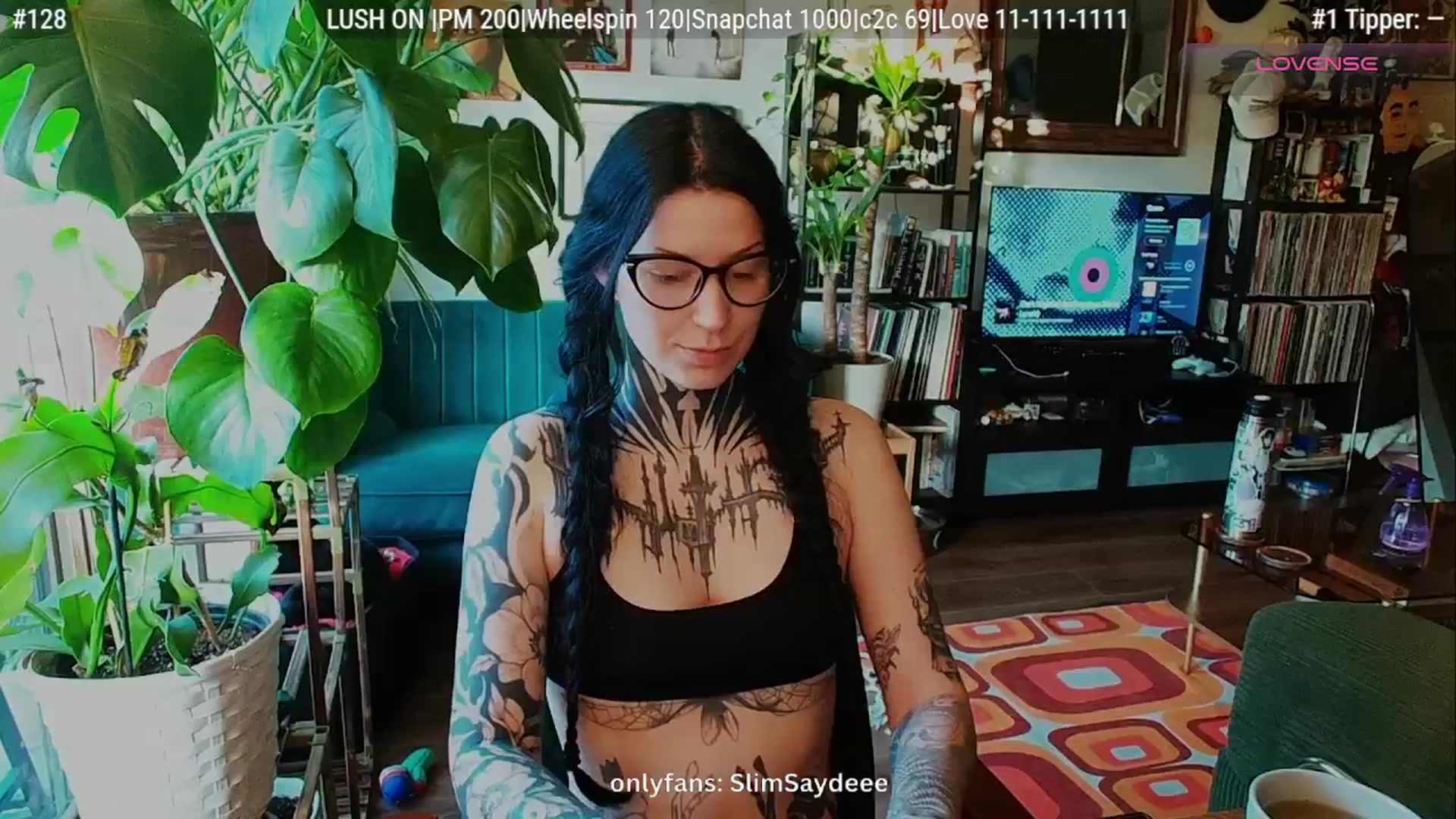 Gallery image thumbnail from slimsaydeee's myfreecams stream on, 01/15/2026, 17:31 image 4 of 20