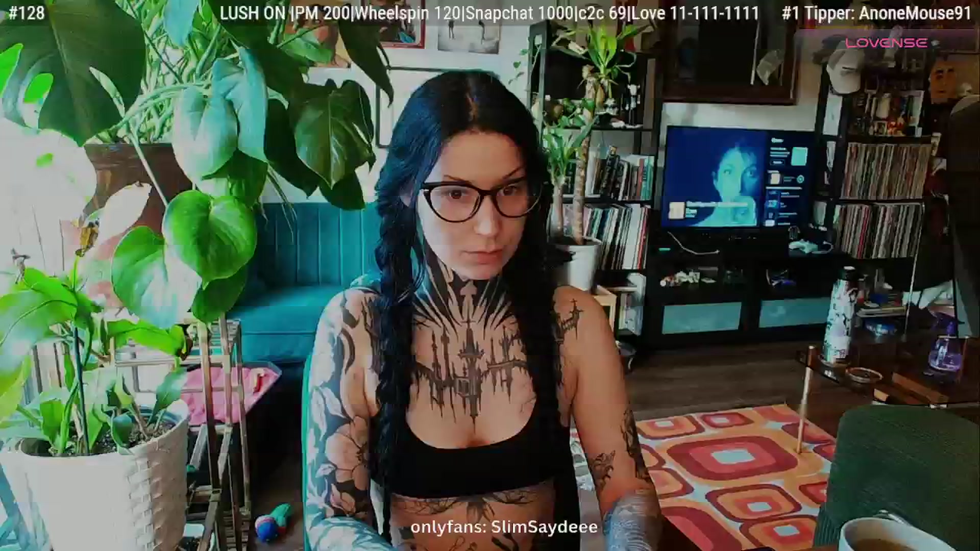 Gallery image thumbnail from slimsaydeee's myfreecams stream on, 01/15/2026, 17:31 image 9 of 20