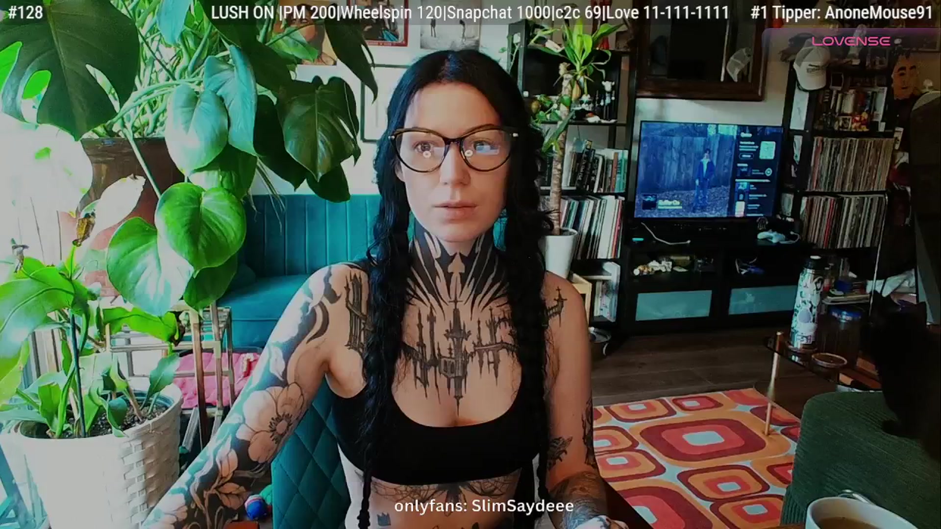 Gallery image thumbnail from slimsaydeee's myfreecams stream on, 01/15/2026, 17:31 image 12 of 20