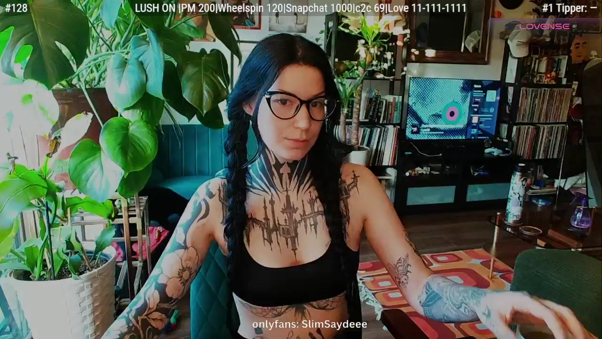 Gallery image thumbnail from slimsaydeee's myfreecams stream on, 01/15/2026, 17:31 image 5 of 20