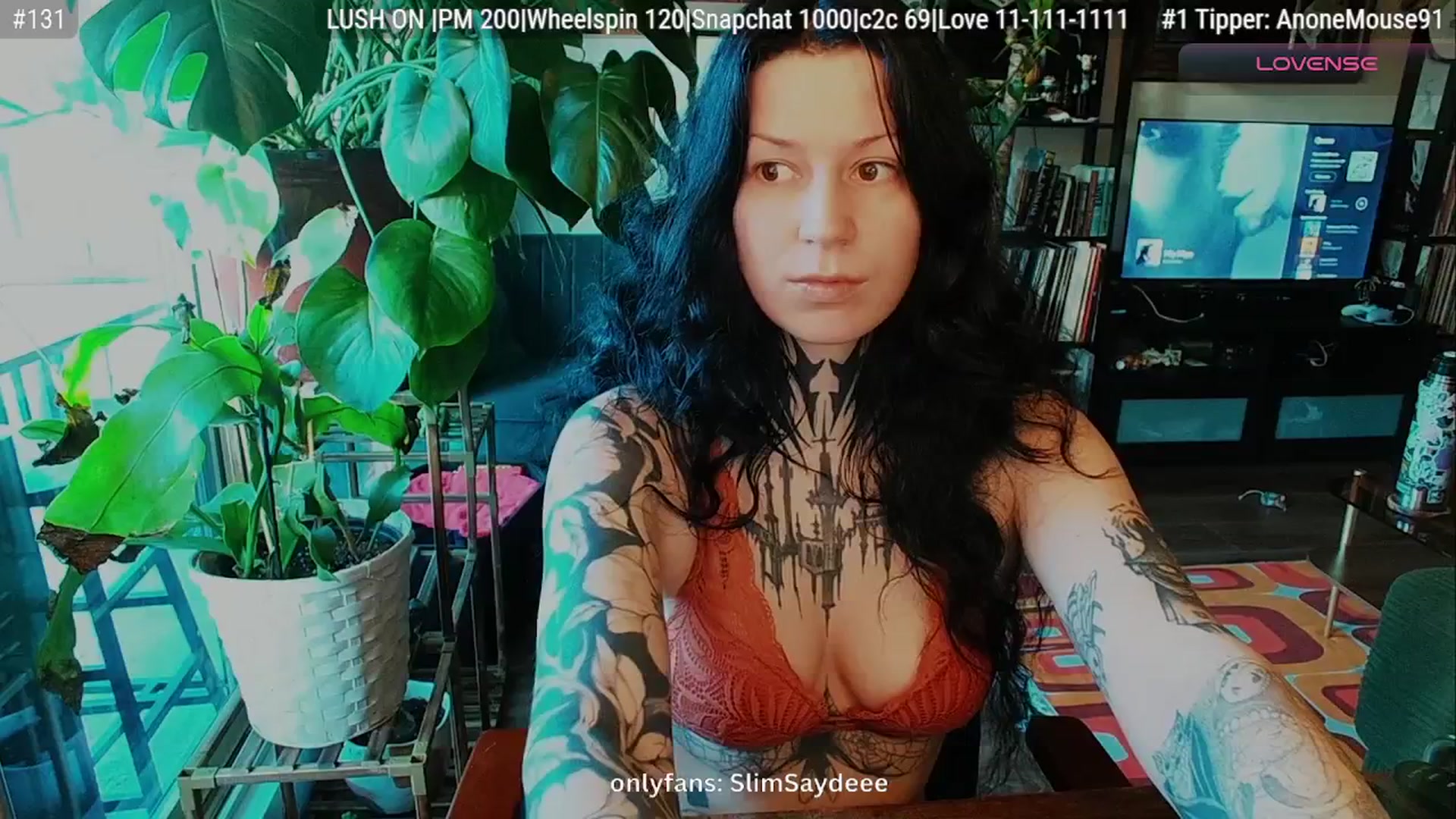 Gallery image thumbnail from slimsaydeee's myfreecams stream on, 01/16/2026, 19:04 image 3 of 20