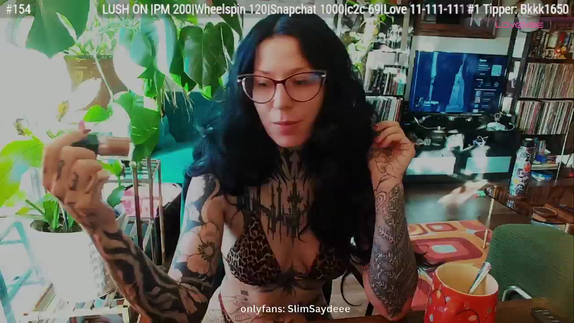 Gallery image thumbnail from slimsaydeee's myfreecams stream on, 01/18/2026, 18:53 image 11 of 20