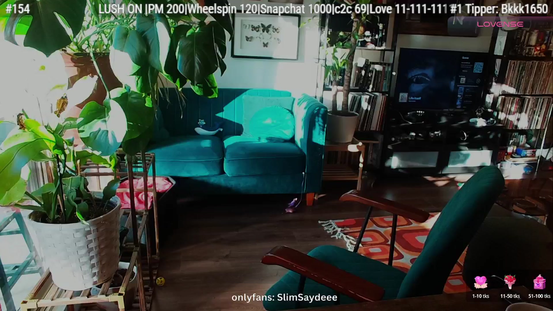 Gallery image thumbnail from slimsaydeee's myfreecams stream on, 01/18/2026, 18:53 image 15 of 20