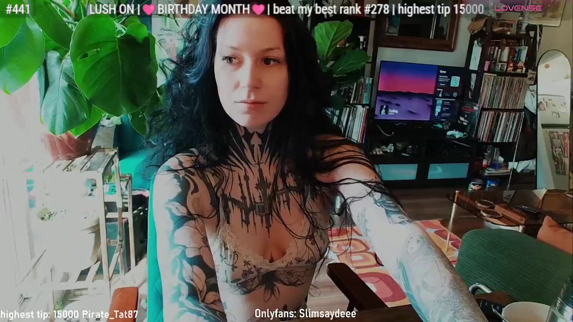 Gallery image thumbnail from slimsaydeee's myfreecams stream on, 04/06/2026, 17:39 image 12 of 20